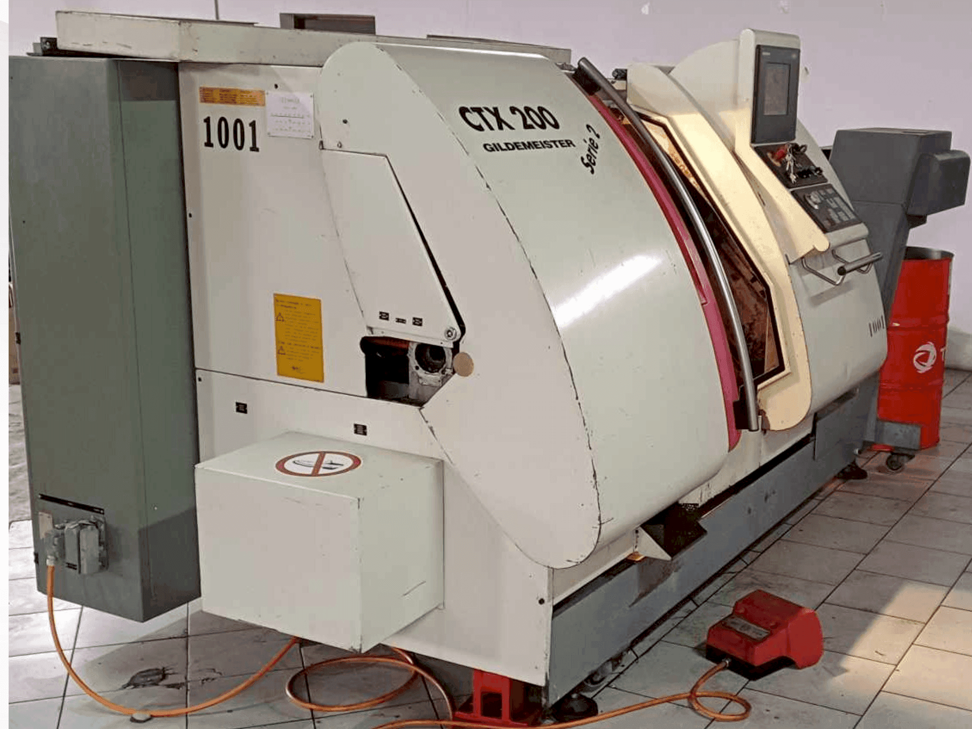 Makine Gildemeister CTX 200 S2 - Önden görünüm