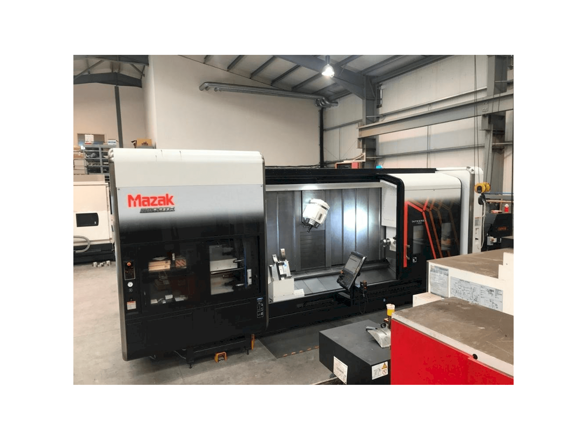 Makine Mazak INTEGREX i-500 - Önden görünüm
