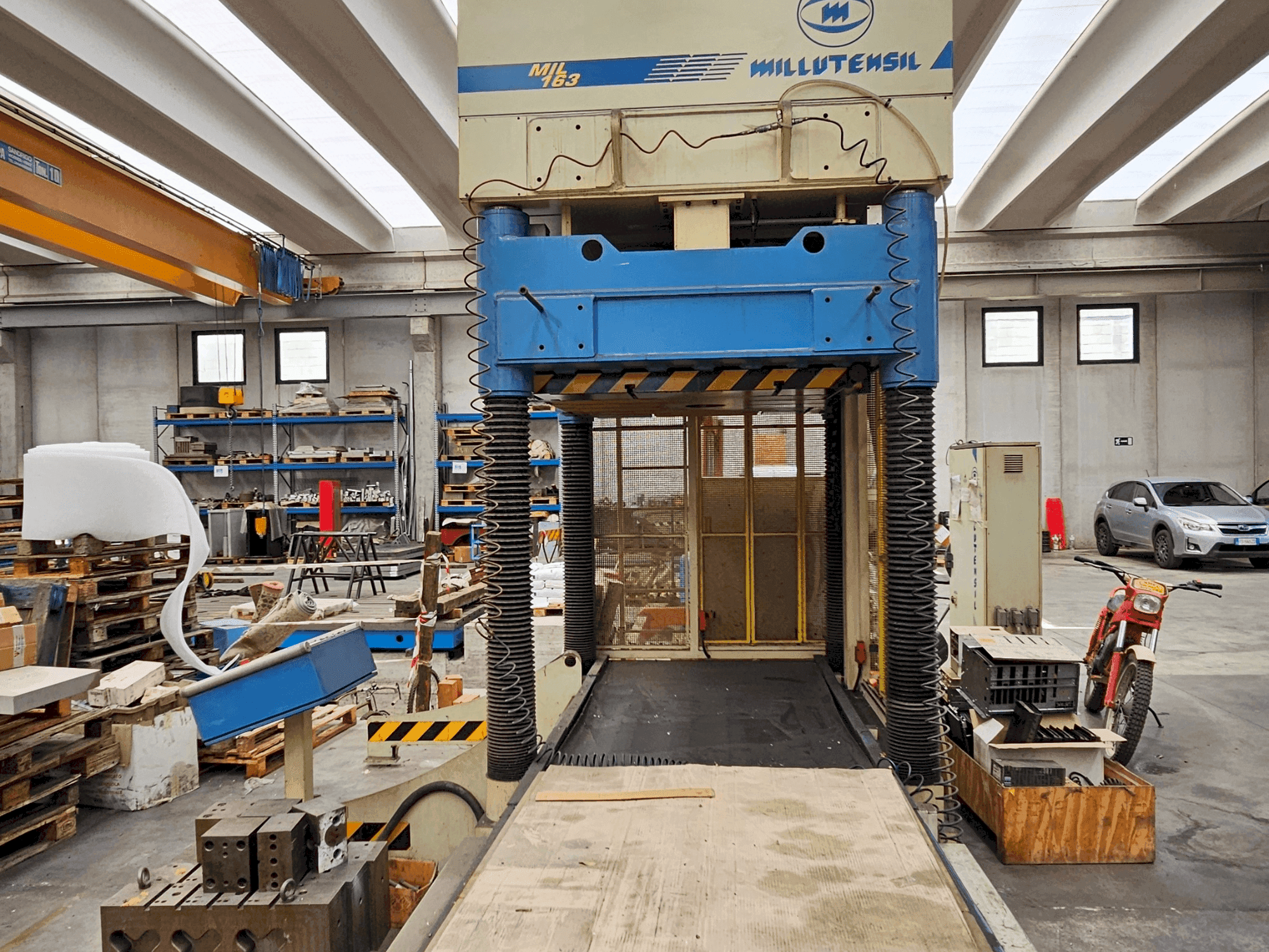 Makine MILLUTENSIL MIL163 - Önden görünüm