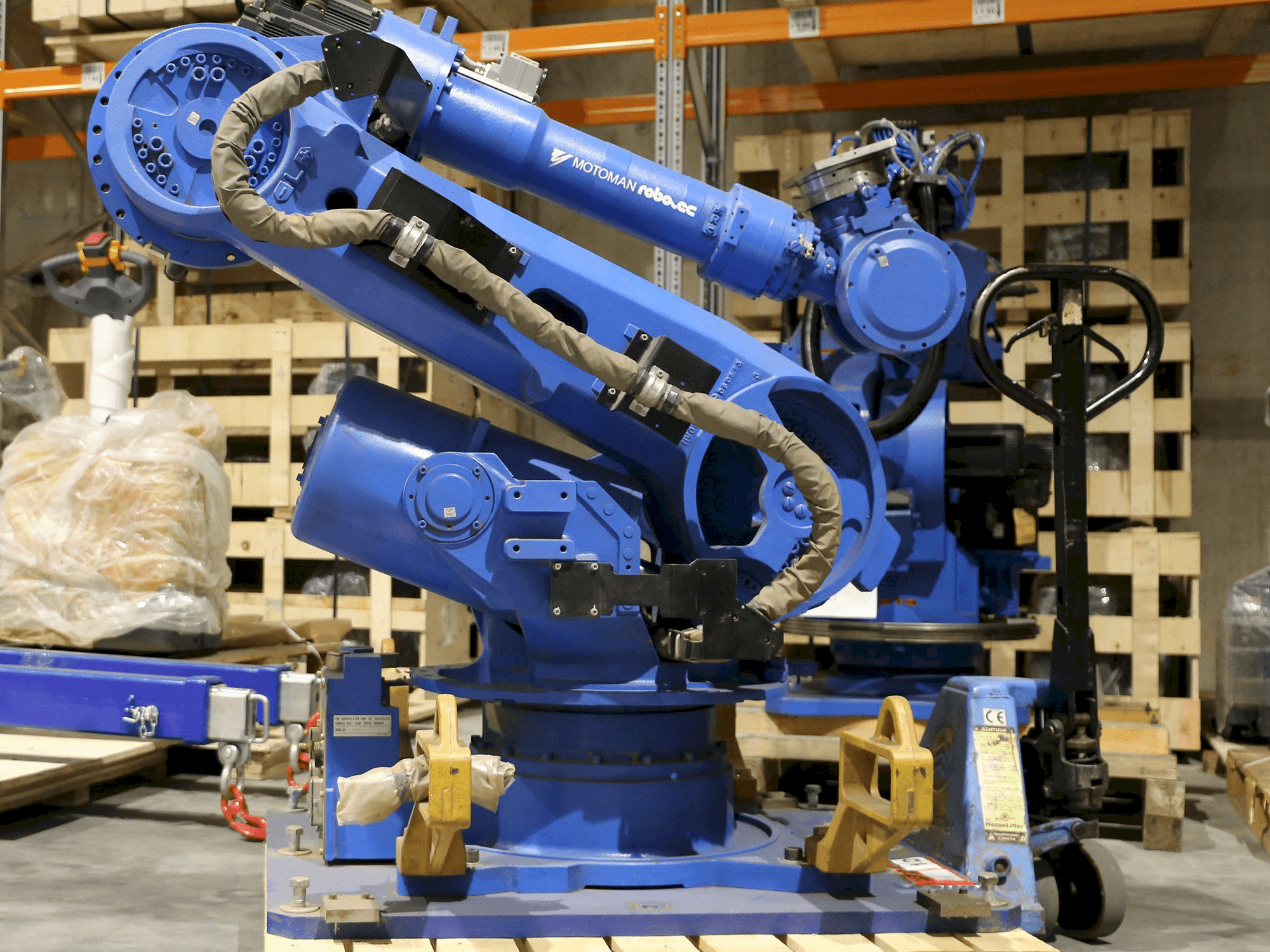 Makine Yaskawa Motoman ES165 - Sol taraftaki görüntü