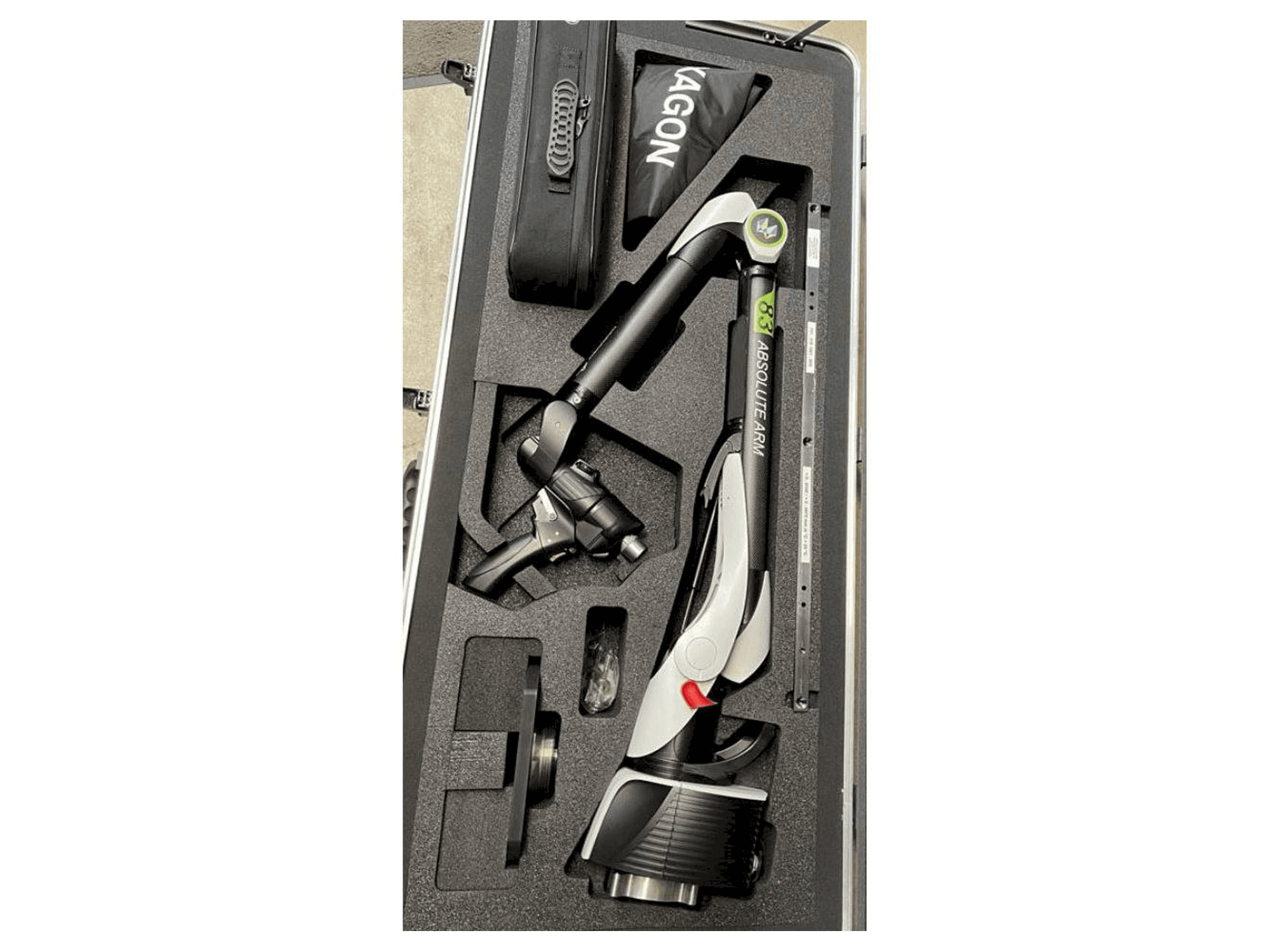 Makine Hexagon RA8 V1 - Önden görünüm