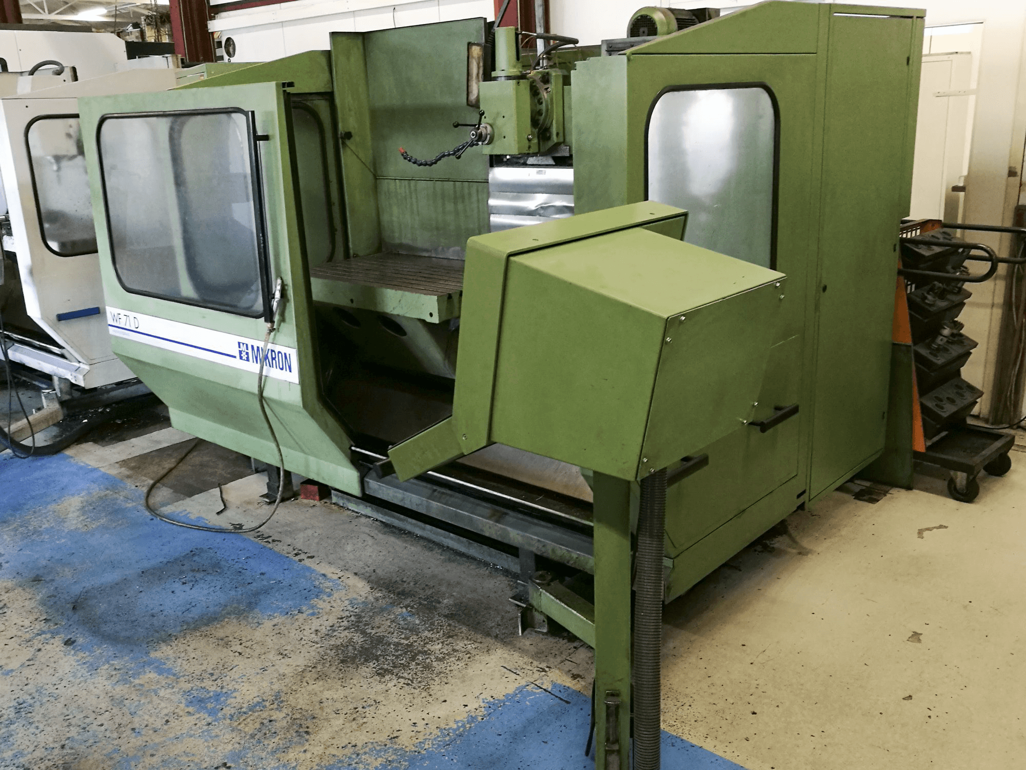 Makine Mikron - Sağdan görünüm WF-71 D