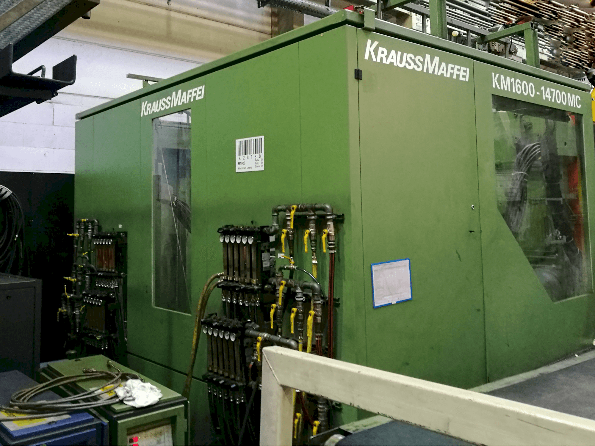 Makine Krauss Maffei - Sol görünüm KM 1600-14700 MC