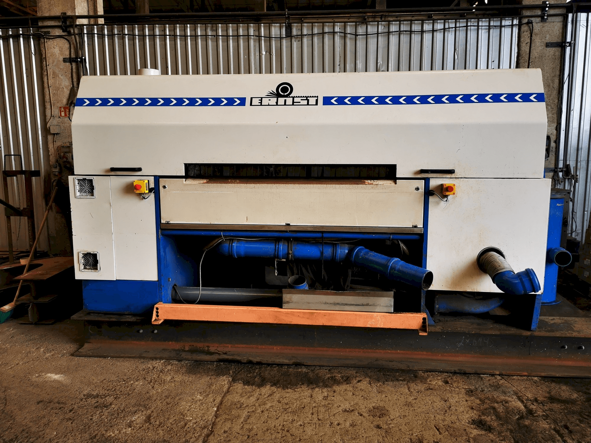 Makine ERNST E M 5 N II + 2F - Önden görünüm