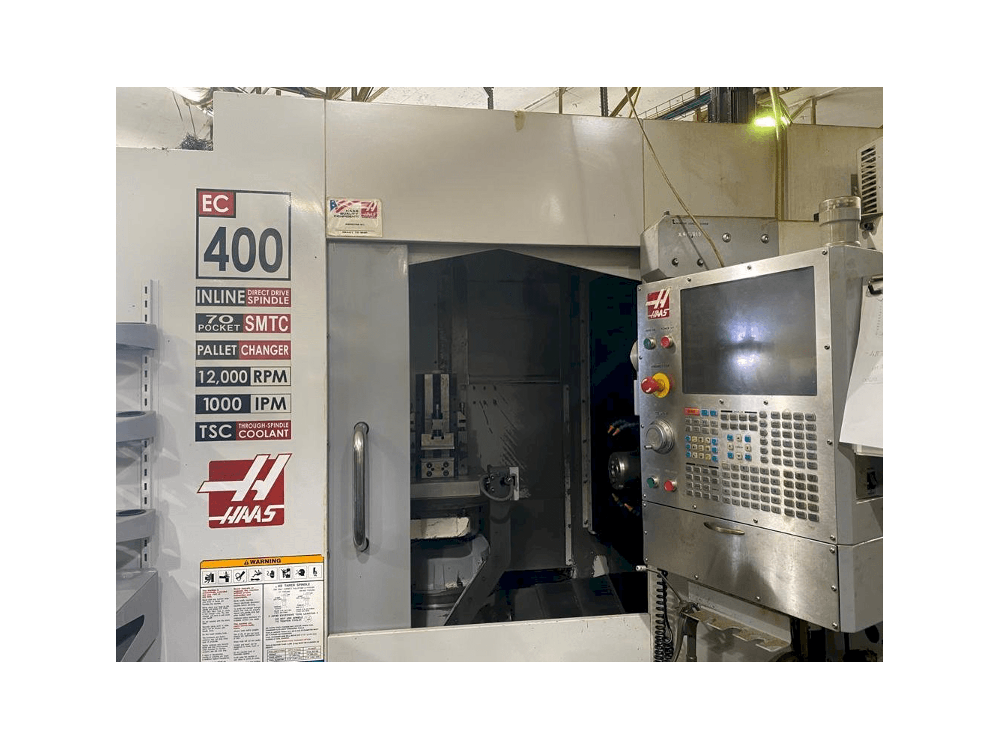 Makine HAAS EC-400 - Önden görünüm