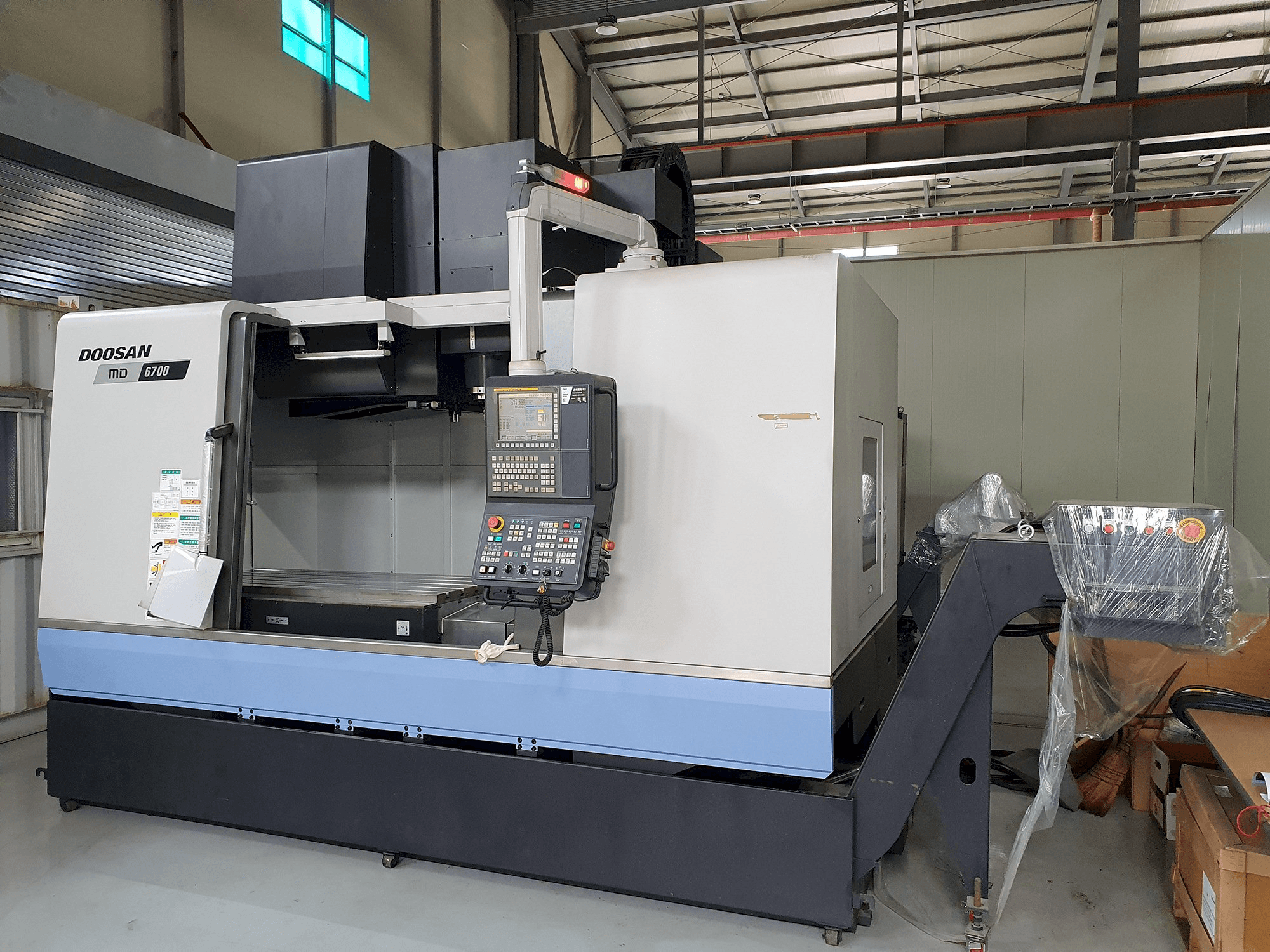 Makine Doosan MD6700 - Önden görünüm