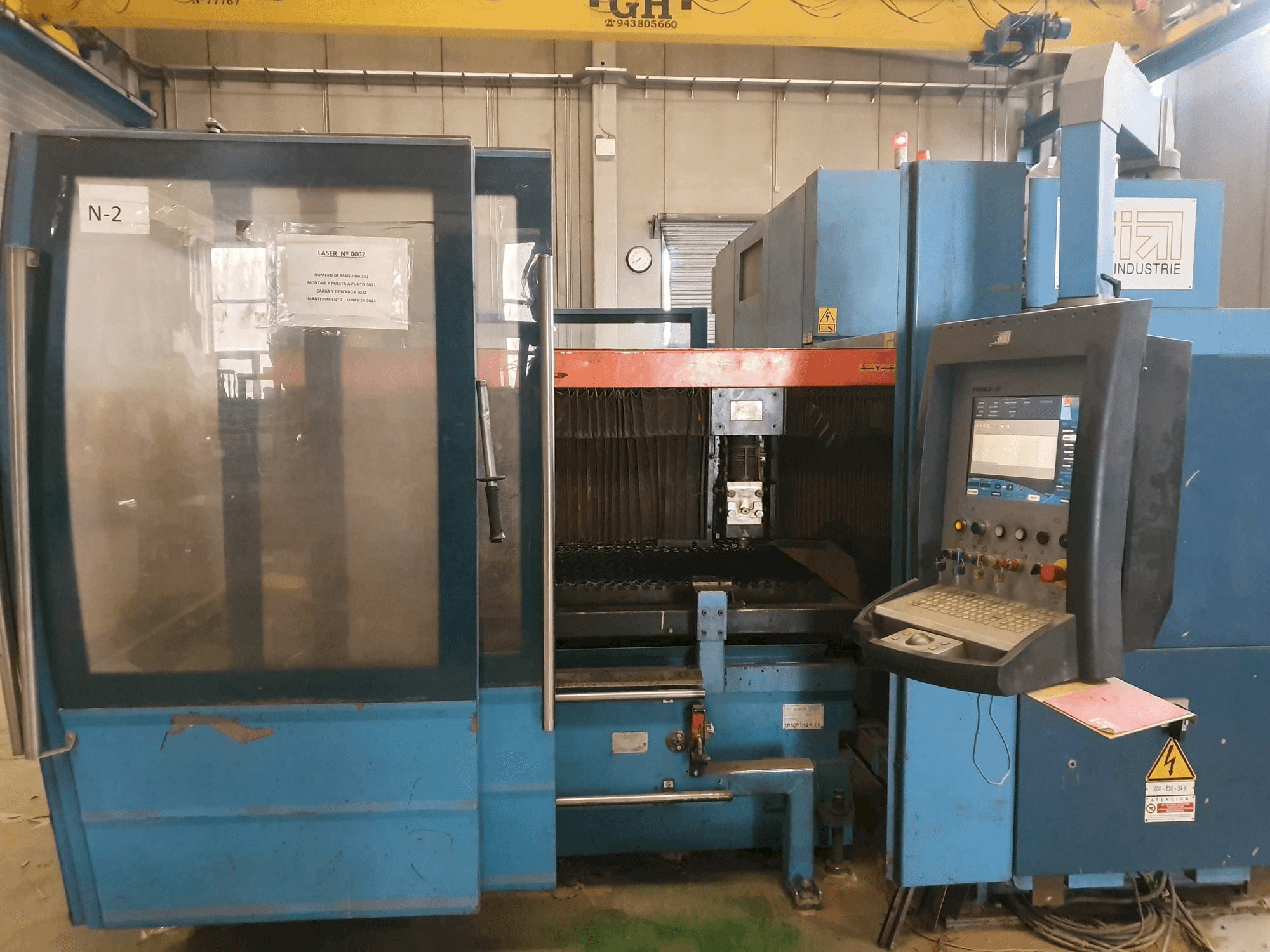 Makine Prima Industrie Platino 1530HS - Önden görünüm