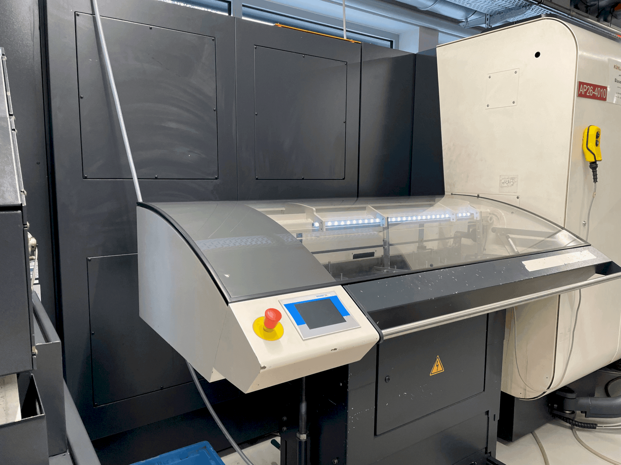 Makine DMG Sprint 65 3 T - Önden görünüm