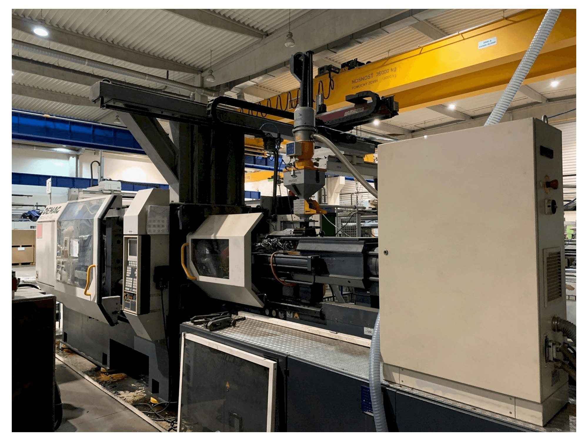 Makine DEMAG Ergotech 4200-1450 - Önden görünüm