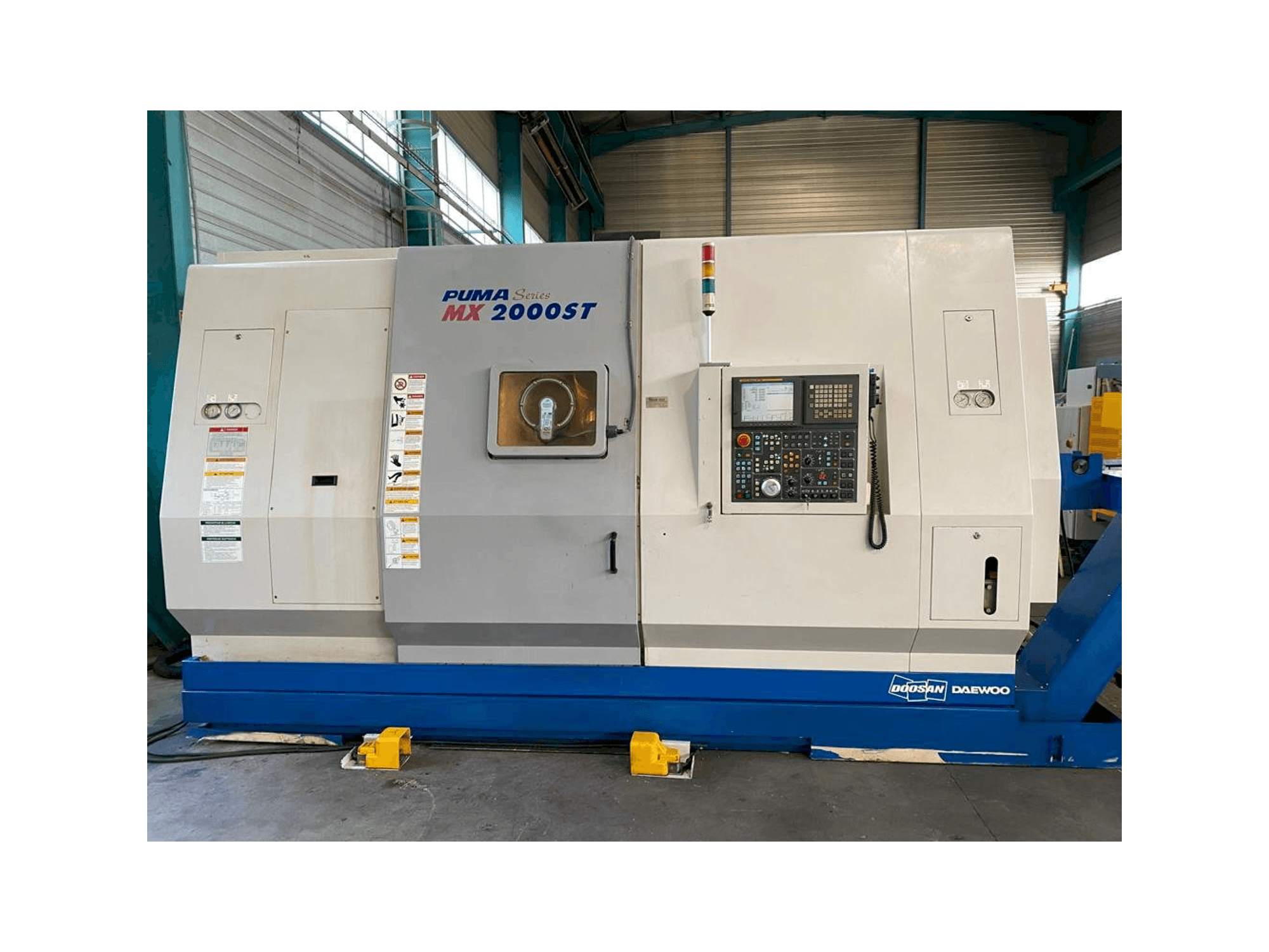 Makine Doosan PUMA MX 2000 ST - Önden görünüm