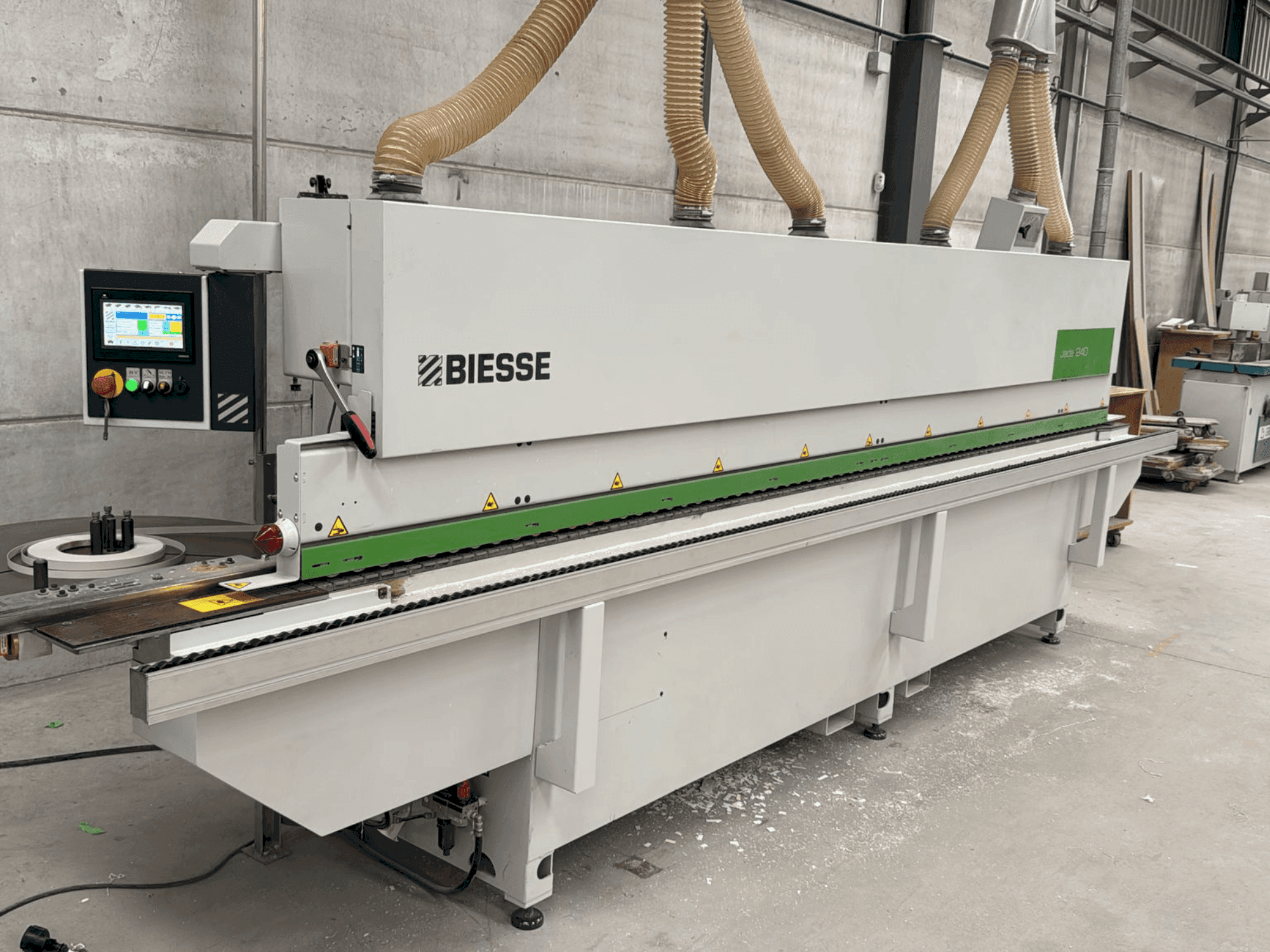 Makine BIESSE Jade 240 - Önden görünüm