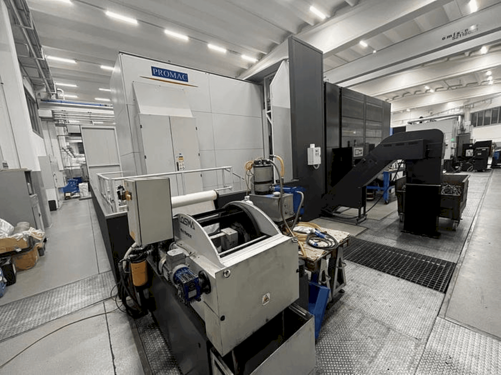 Makine PROMAC ETESIAN HMC. A PORTALE - Önden görünüm