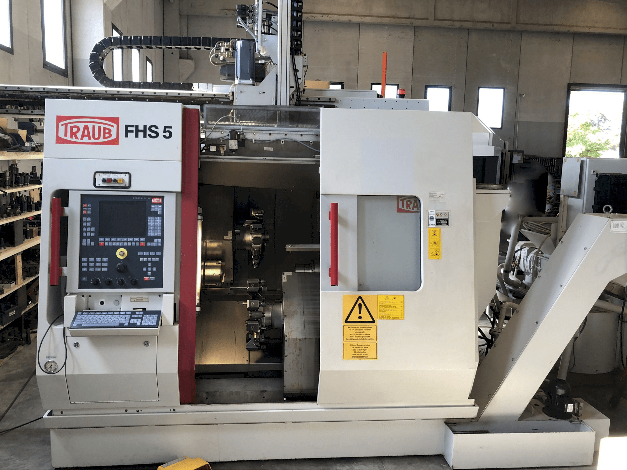 Makine TRAUB TNC 42 - Önden görünüm