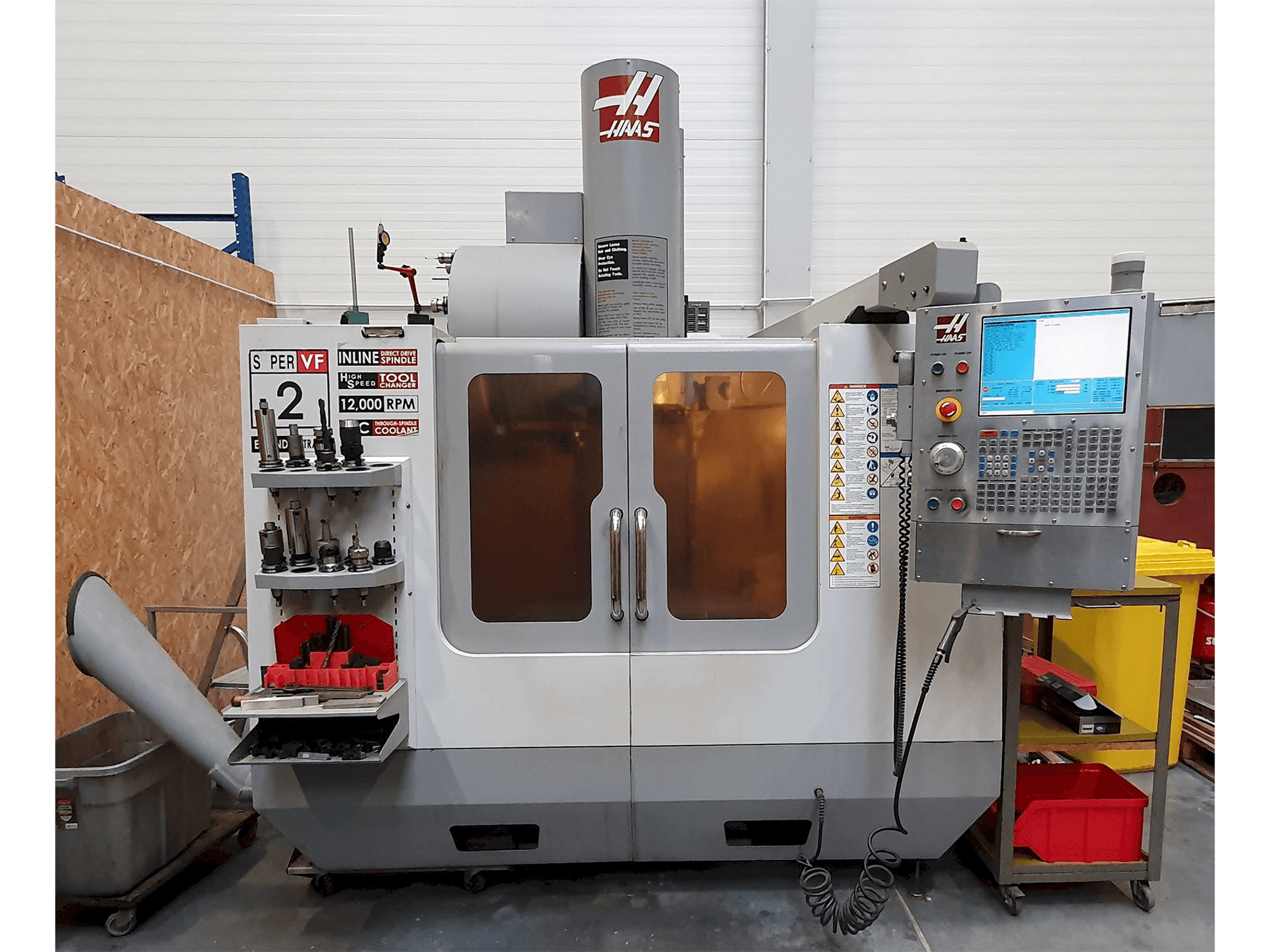 Makine HAAS VF2-SSYTHE - Önden görünüm