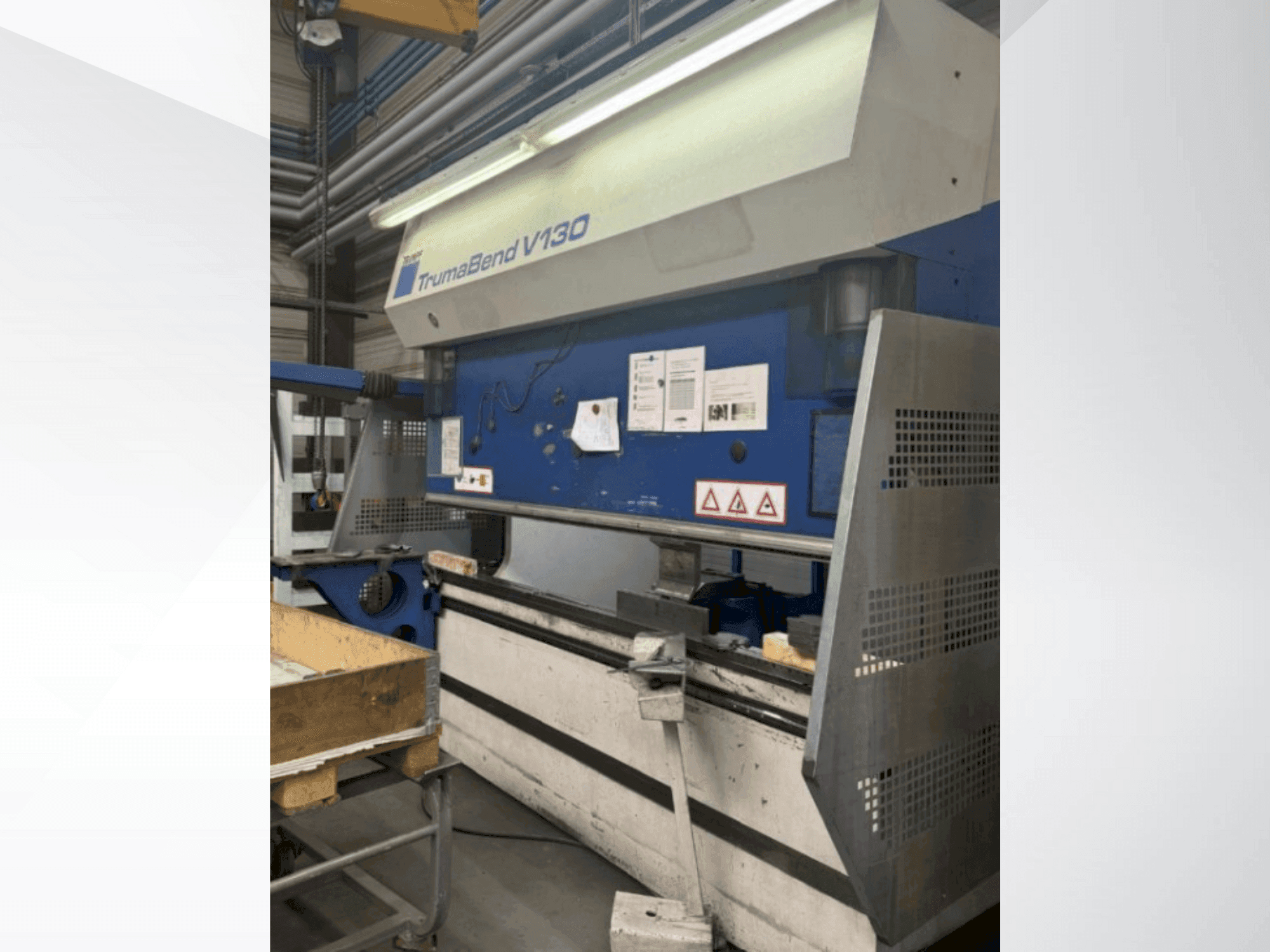 Makine TRUMPF Trumabend V130 - Önden görünüm