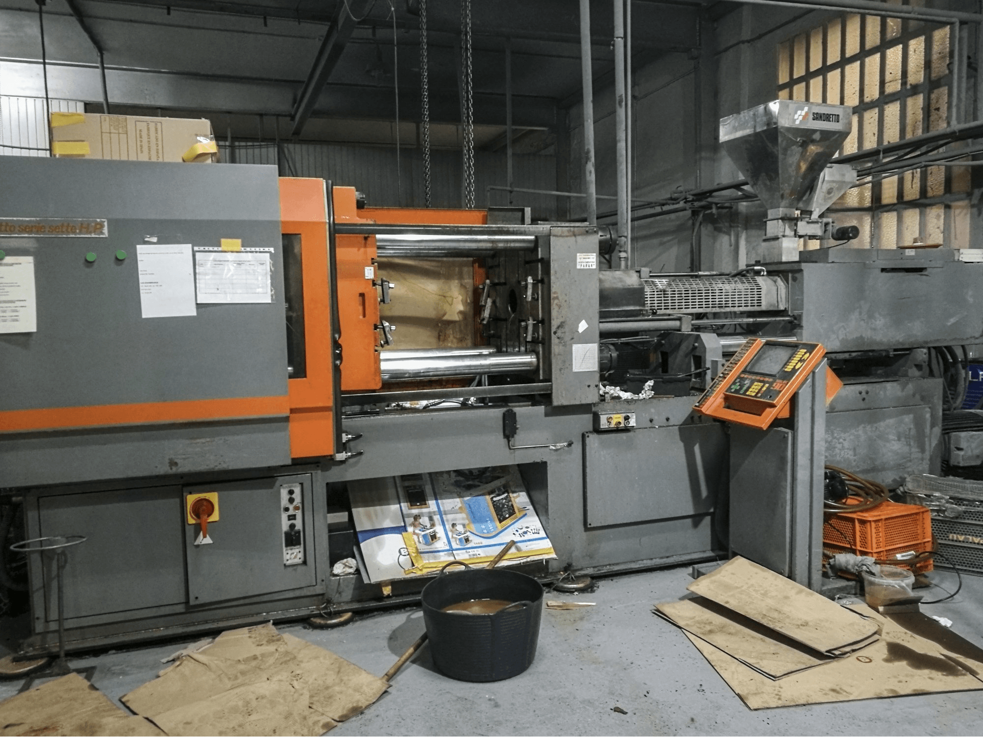 Makine SANDRETTO - Önden görünüm S.7.250