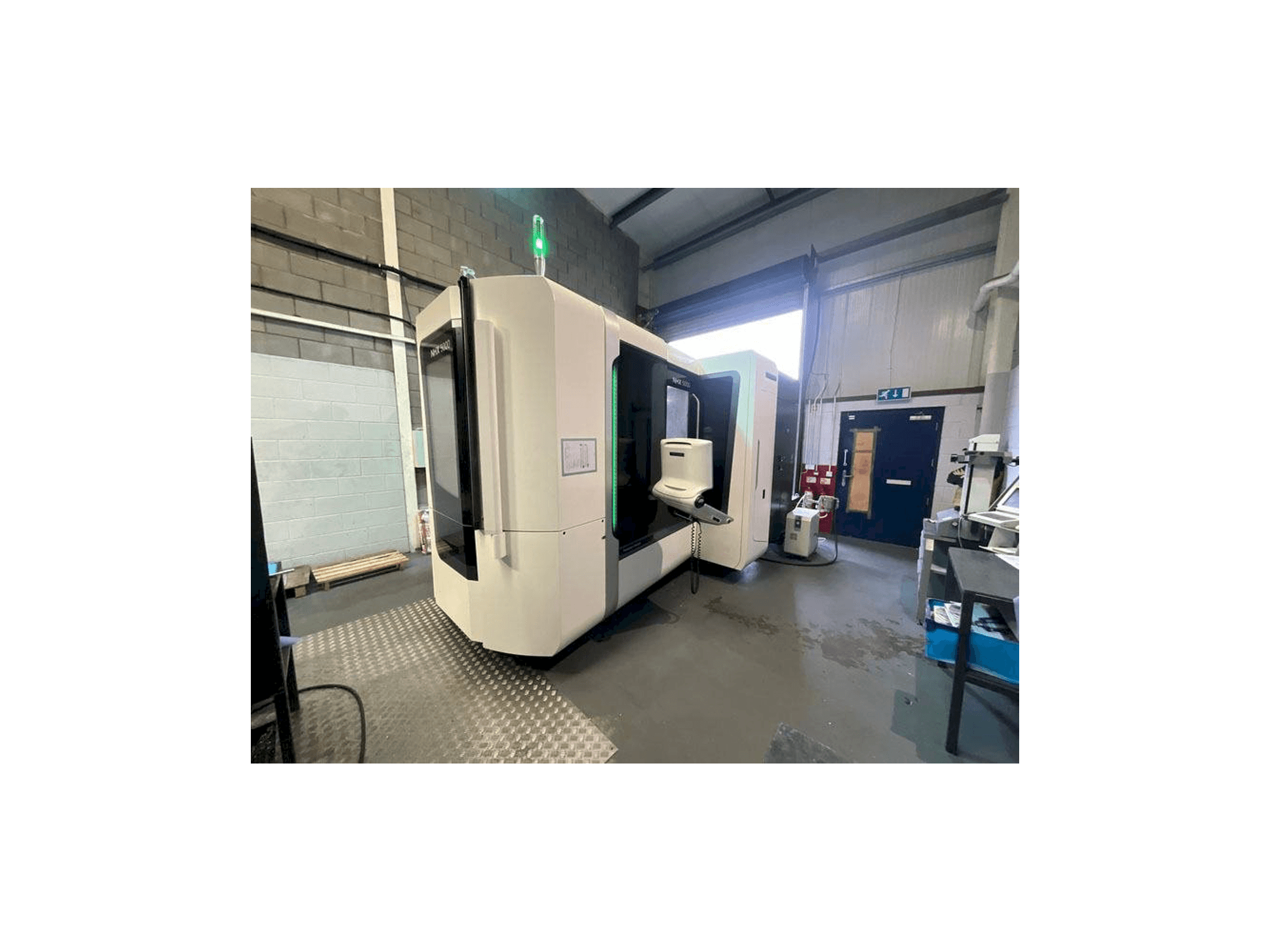 Makine DMG MORI NHX 5000 - Önden görünüm