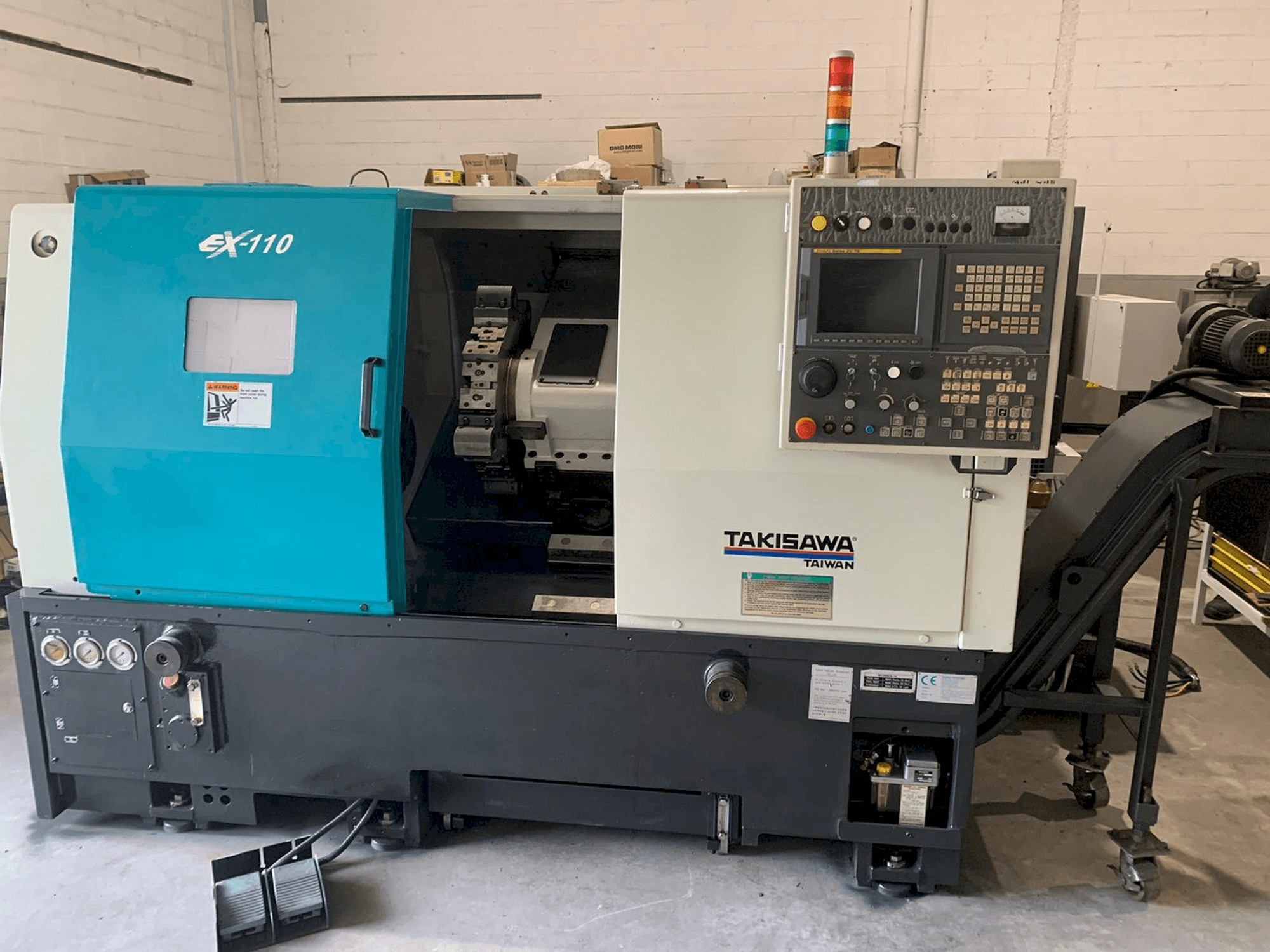 Makine Takisawa EX-110 - Önden görünüm