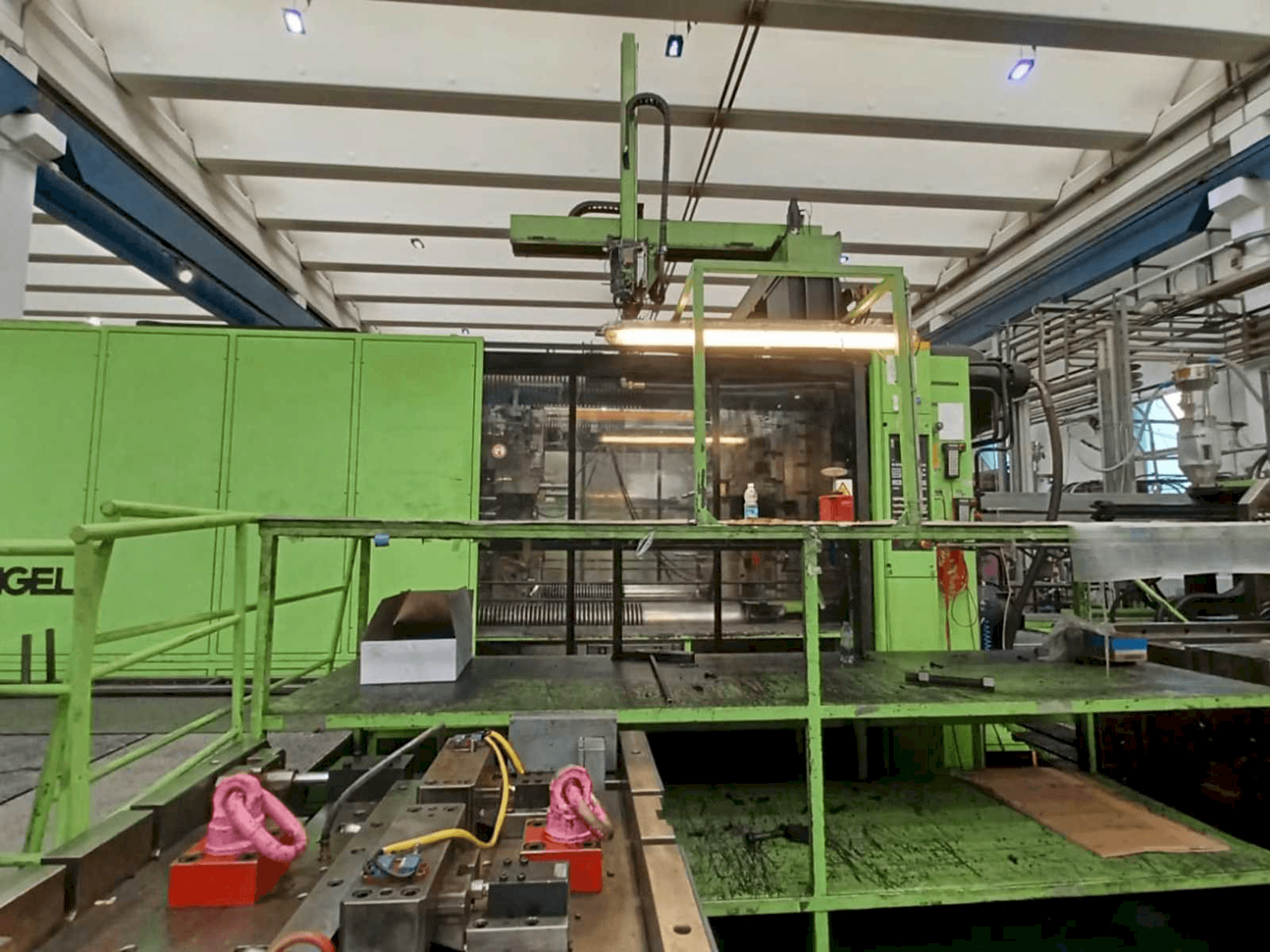 Makine Engel ES 23050/2500 DUO - Önden görünüm