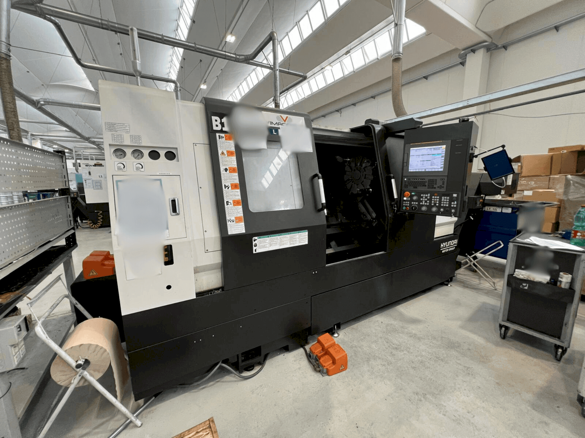 Makine Hyundai Wia L400C - Önden görünüm