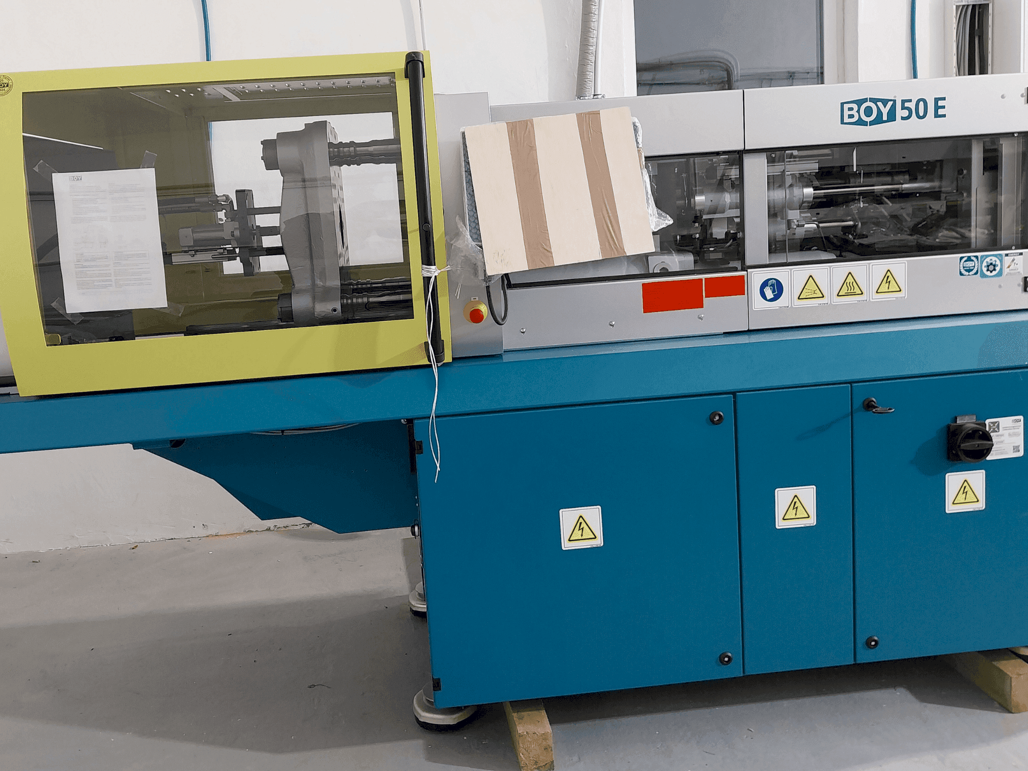 Makine BOY 50 E - Önden görünüm