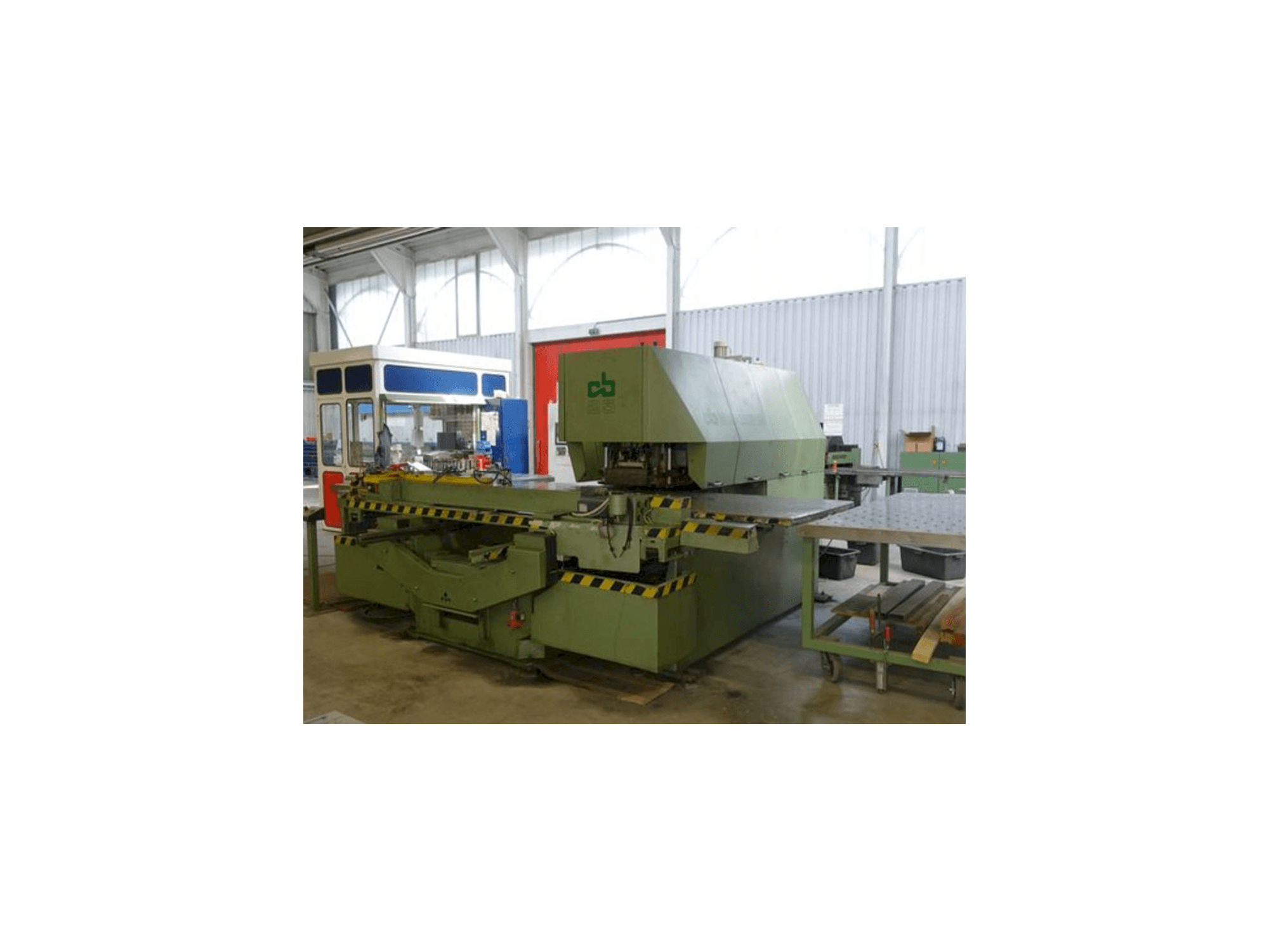 Makine Behrens CB 25/1250 - Önden görünüm