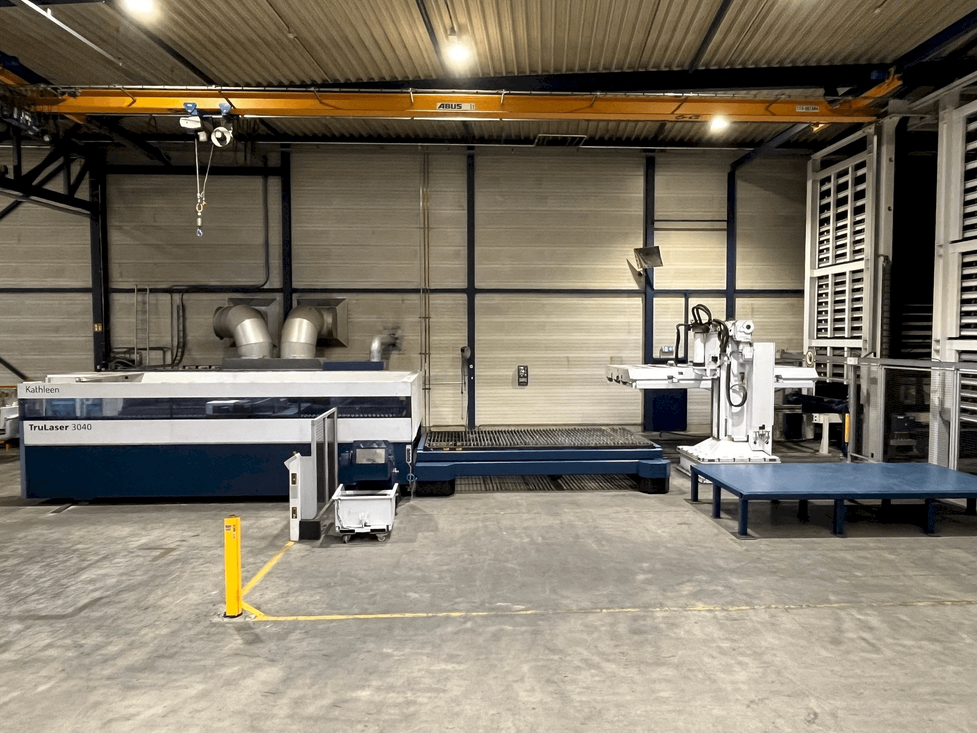 Makine Trumpf TruLaser 3040 6kW CO2 + Liftmaster - Önden görünüm