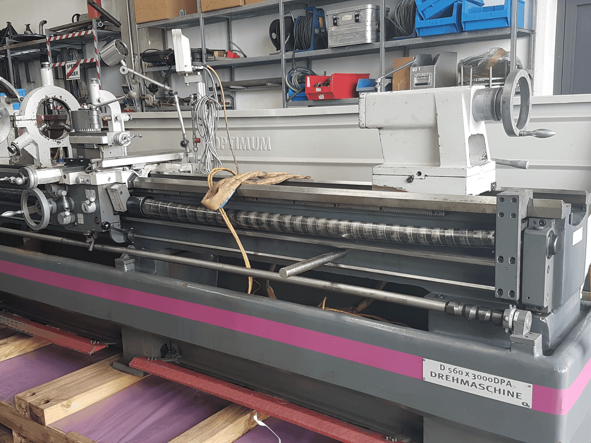 Makine Optimum D 5600x3000 - Önden görünüm