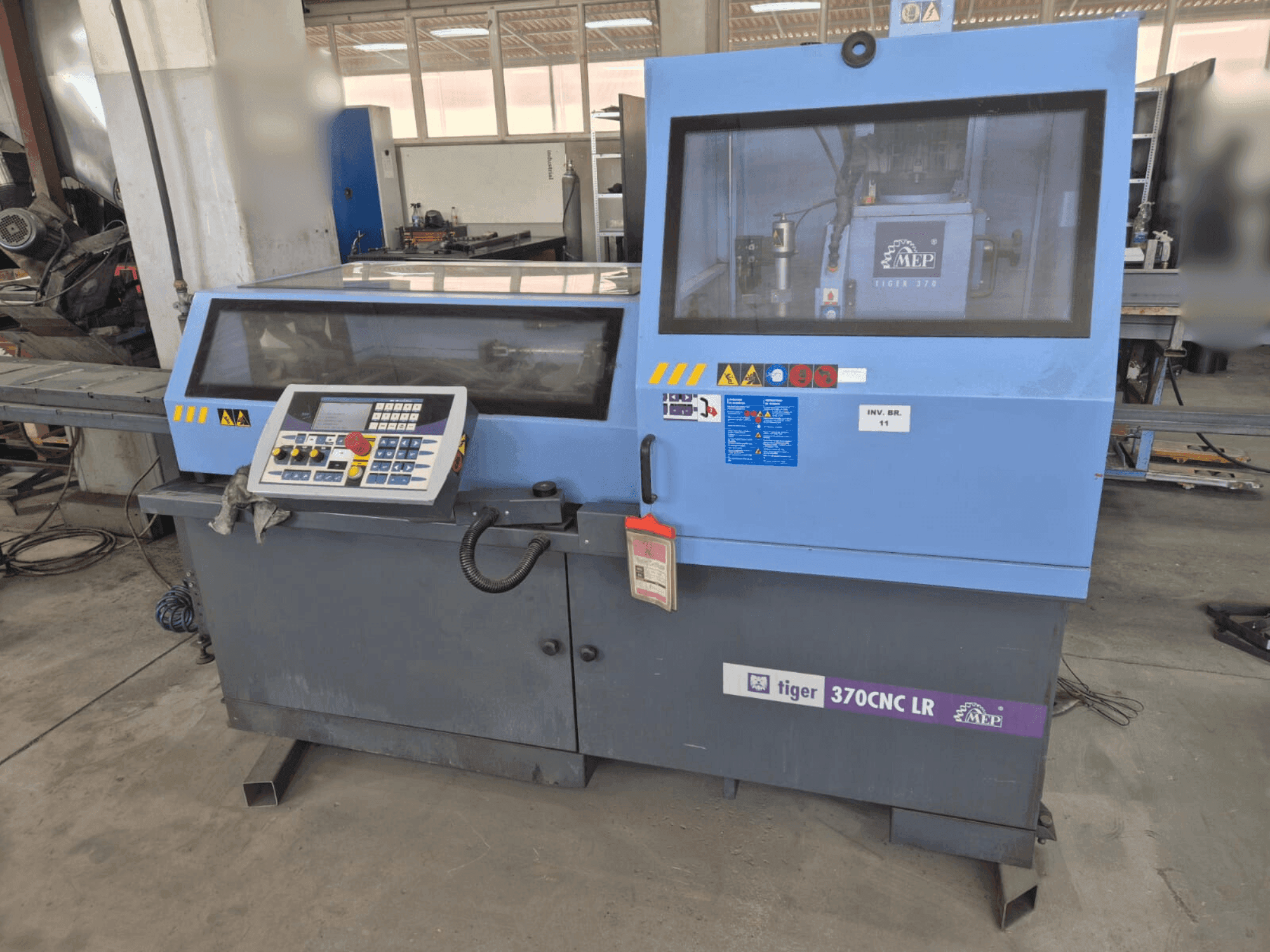 Makine MEP Tiger 370 CNC - Önden görünüm