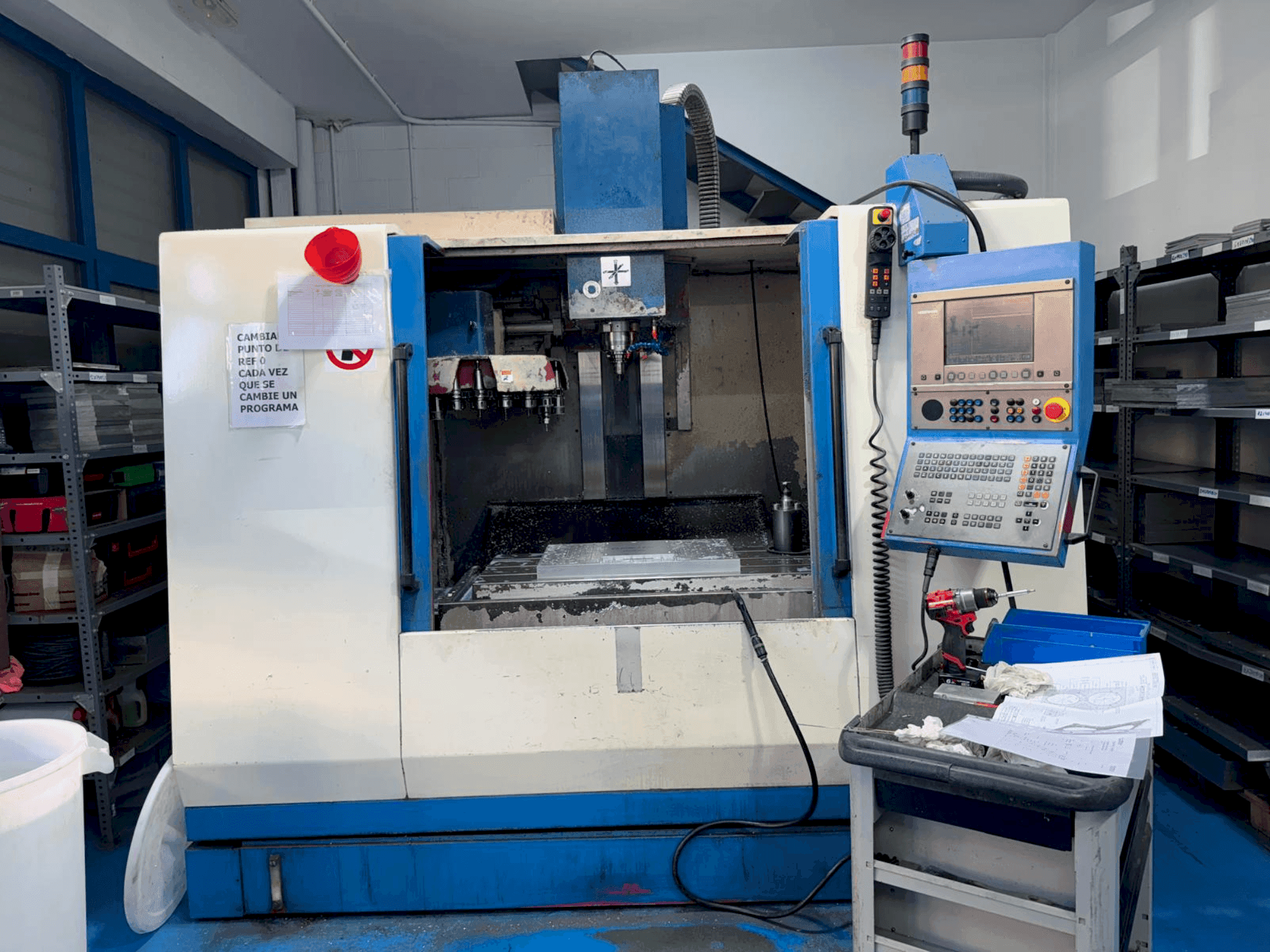 Makine LAGUN GVC 1000 - Önden görünüm