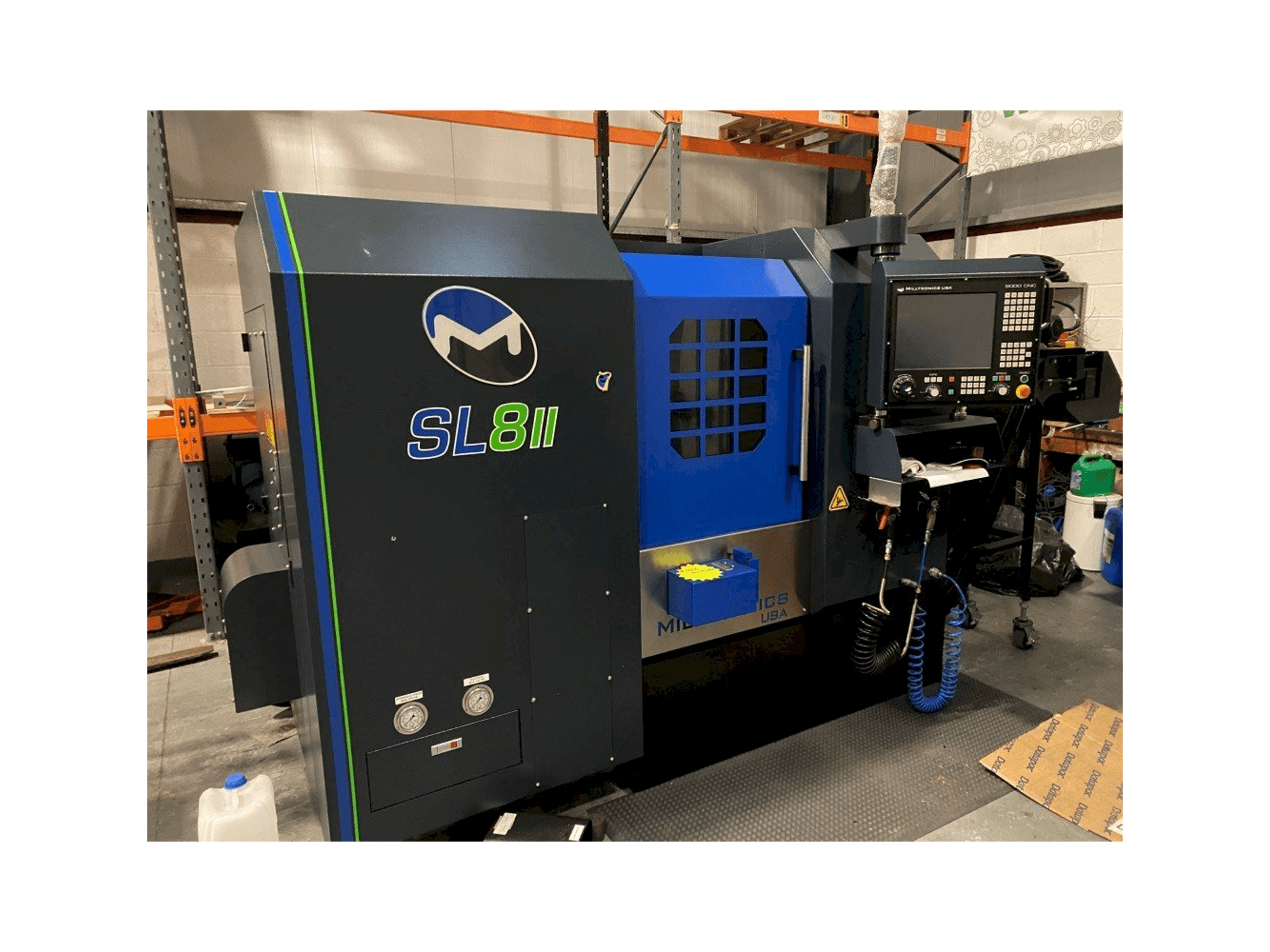 Makine MILLTRONICS SL8-II - Önden görünüm