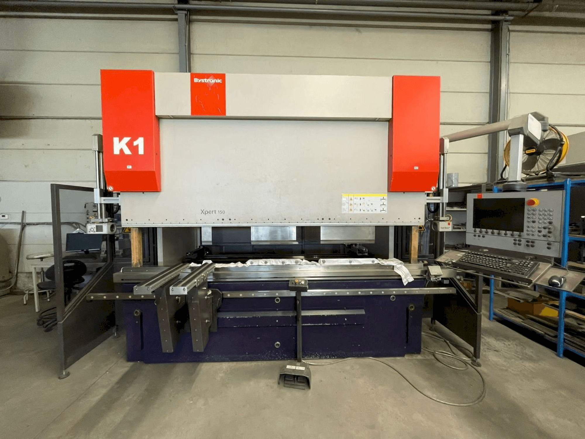 Makine Bystronic Xpert 150 x 3100 - Önden görünüm