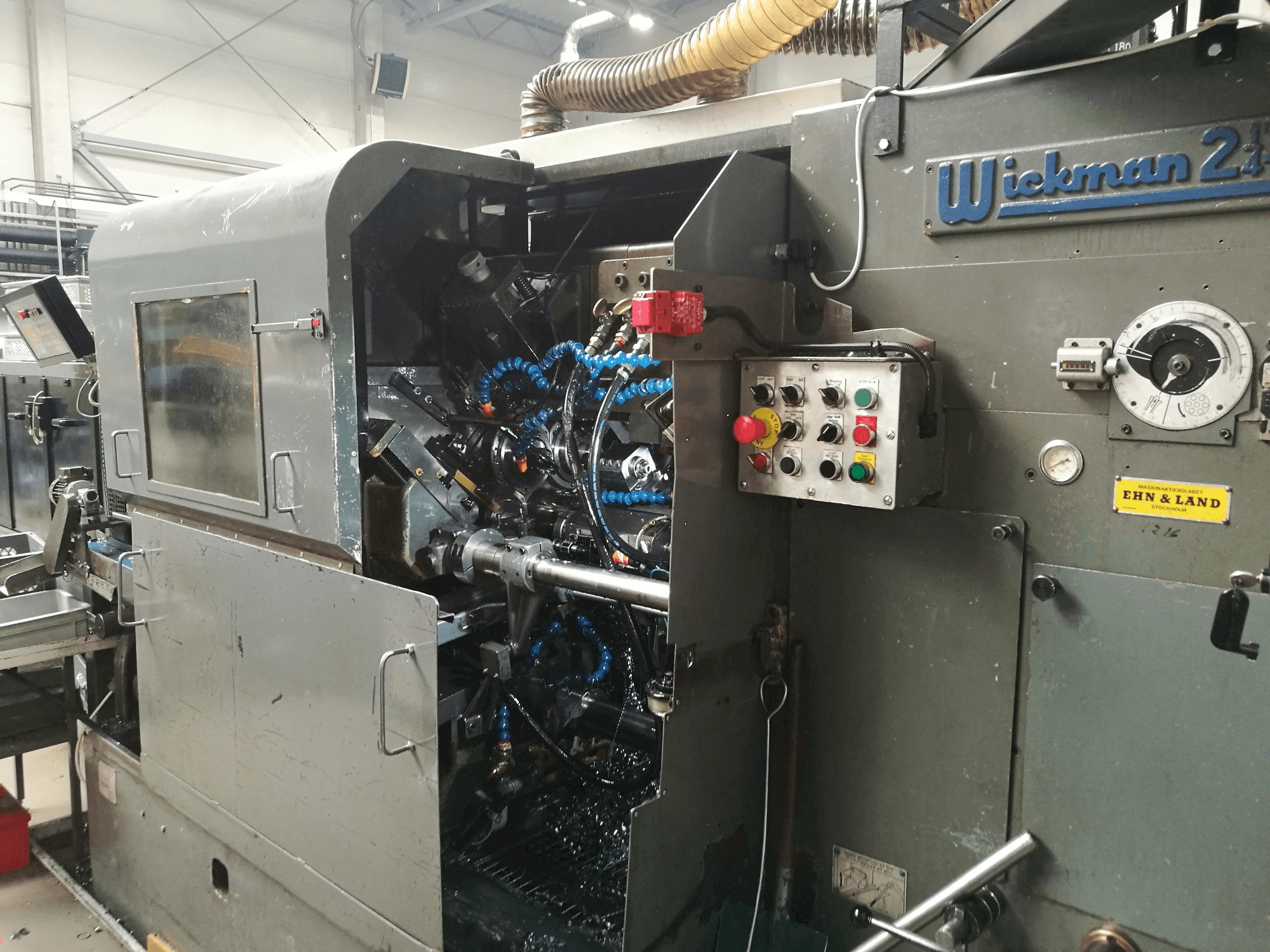 Makine Wickman 2 1/4"-6 - Önden görünüm