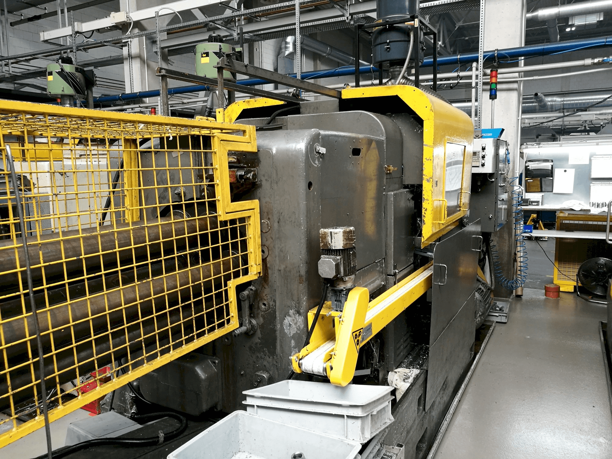 Makine Wickman 2 1/4"-6 - Önden görünüm