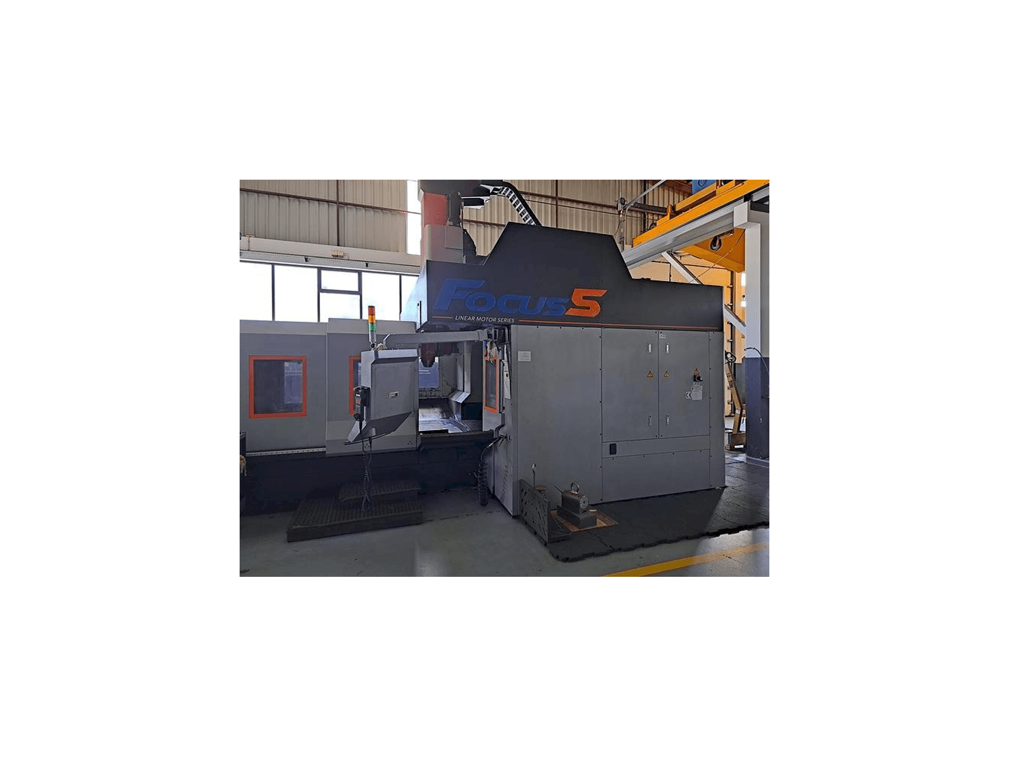 Makine KEN Focus5 2022 - Önden görünüm