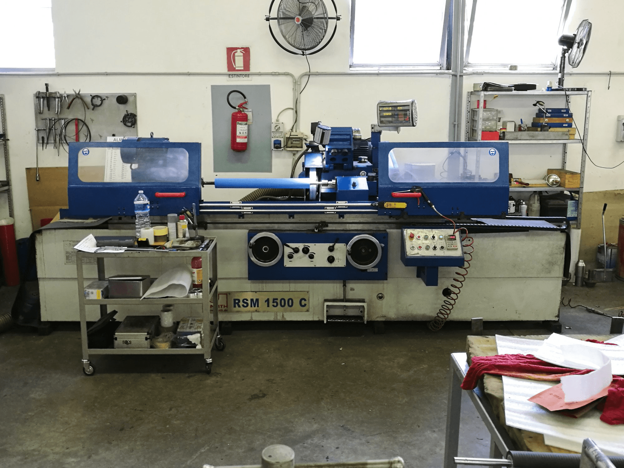 Makine KNUTH - Önden görünüm RSM 1500 C