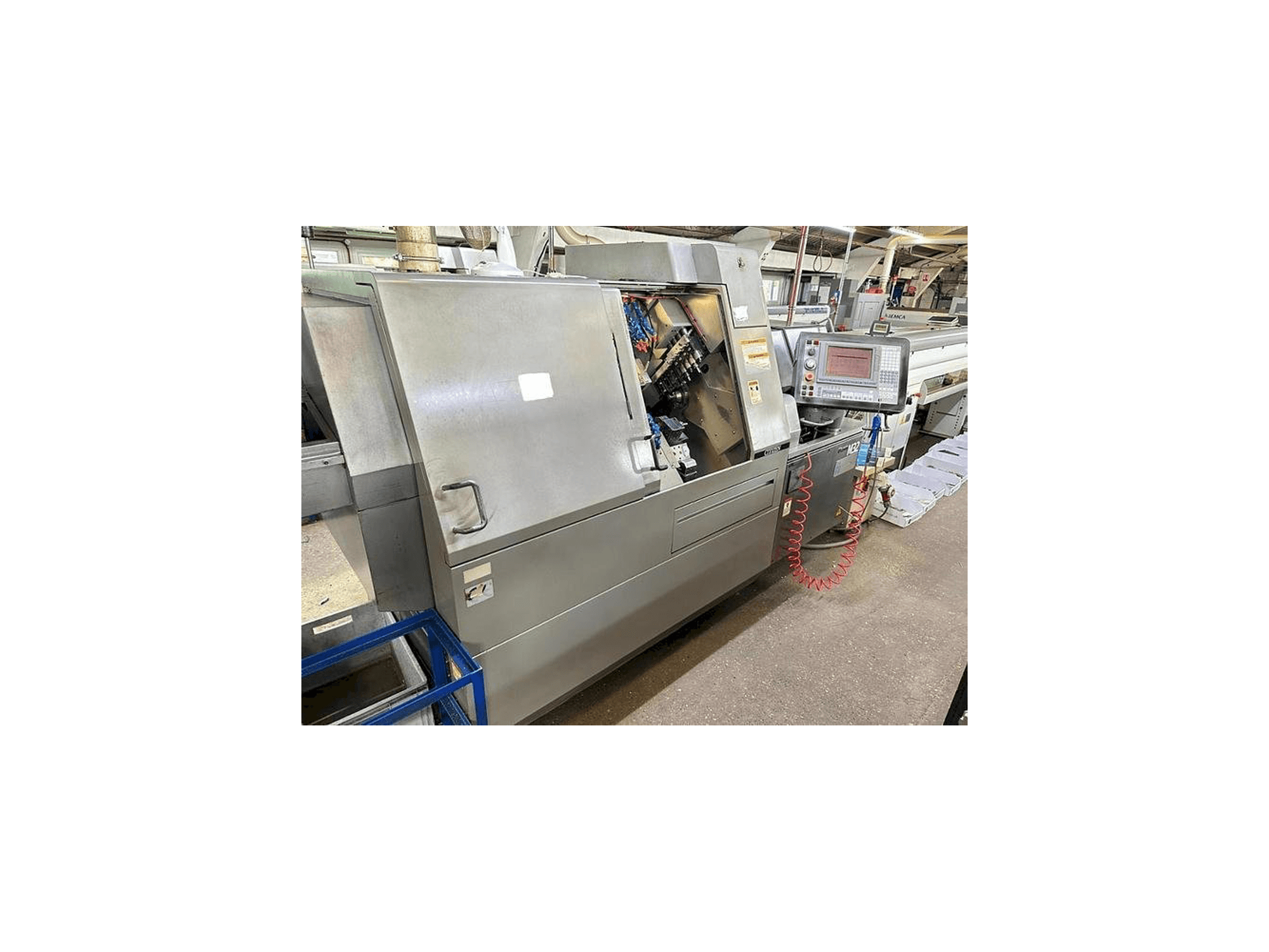 Makine Citizen M32 III - Önden görünüm