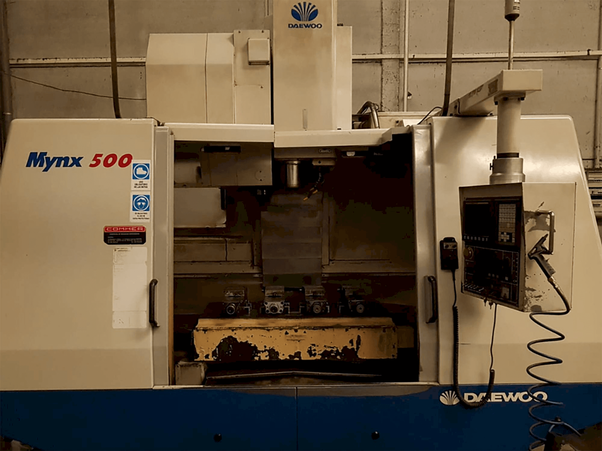 Makine DAEWOO - Önden görünüm MYNX 500