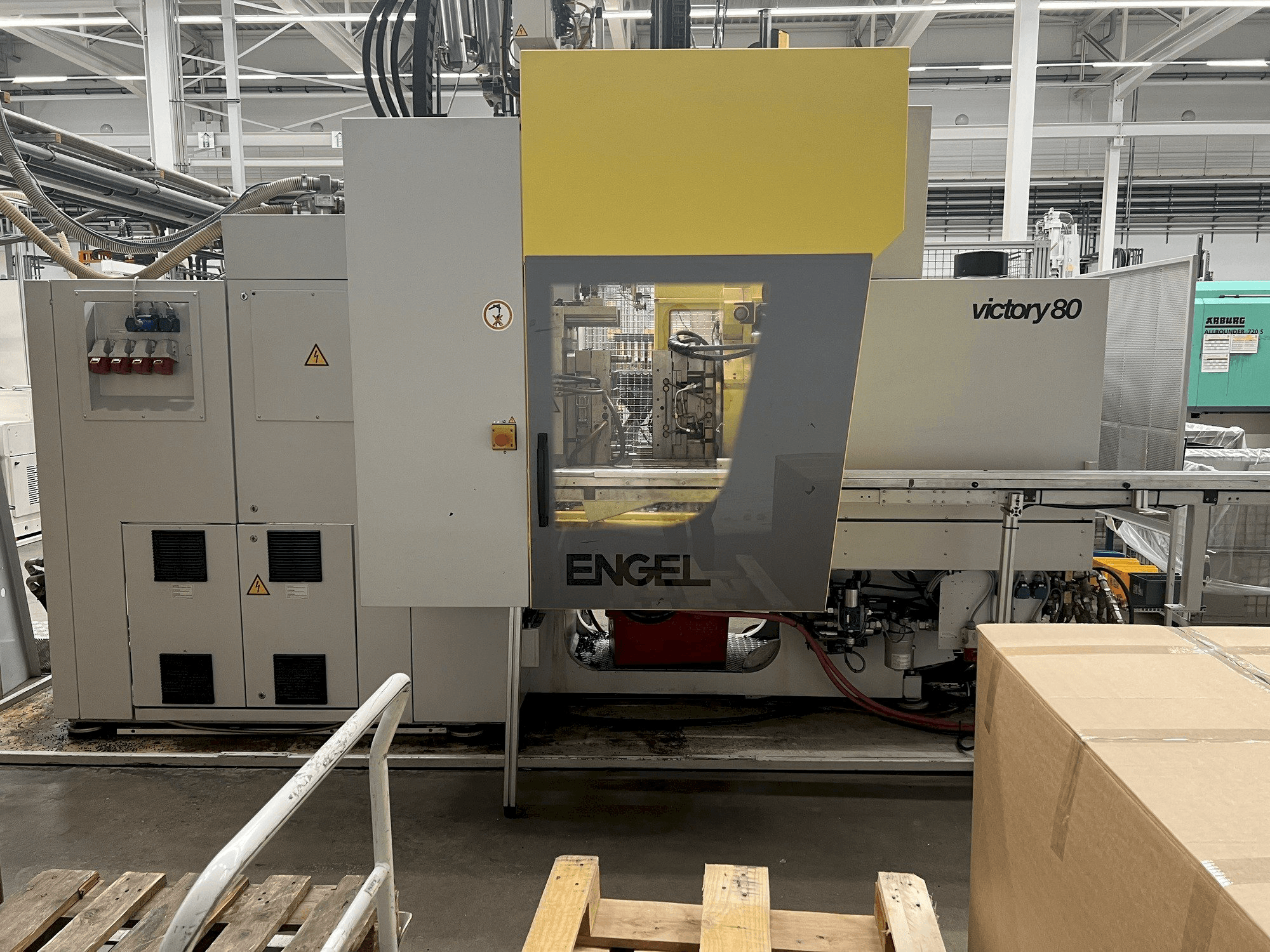 Makine Engel VC 330H/80V/80CO - Önden görünüm