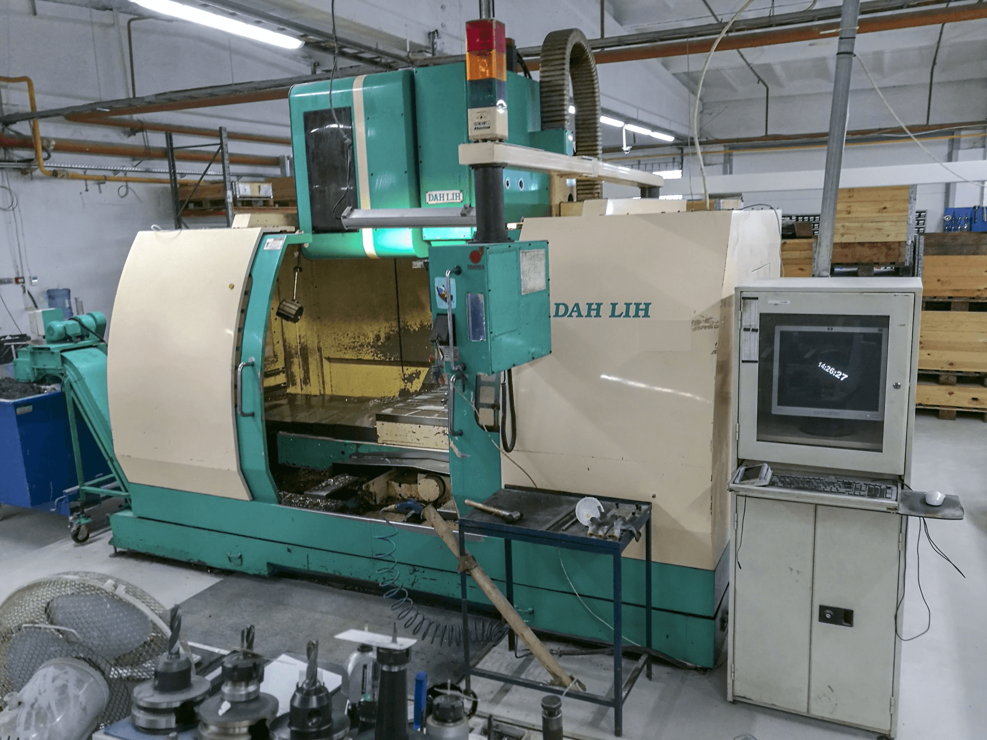 Makine DAH LIH - Önden görünüm DL-MCV1250