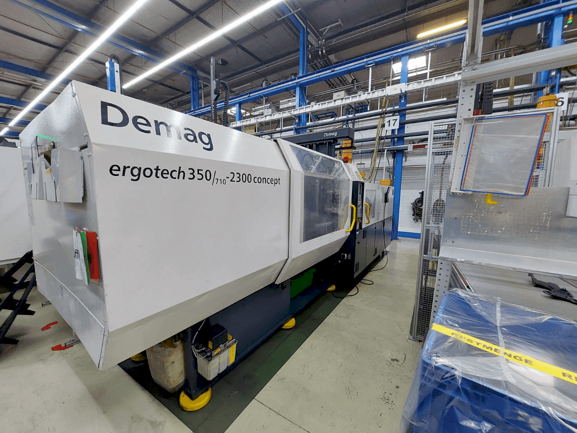 Makine DEMAG Ergo-Tech 350 Concept - Önden görünüm