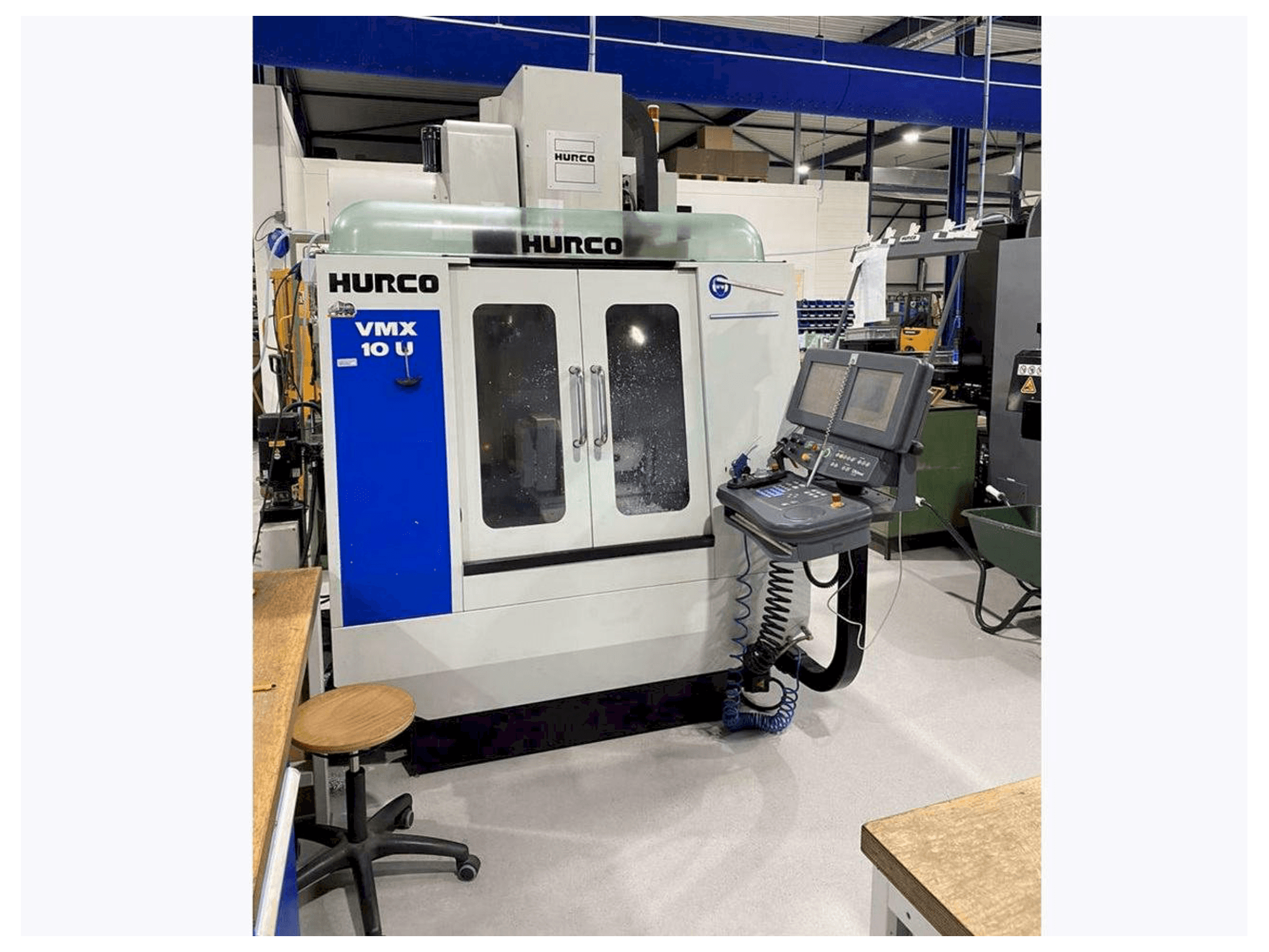 Makine Hurco VMX 10 U 5 - Önden görünüm