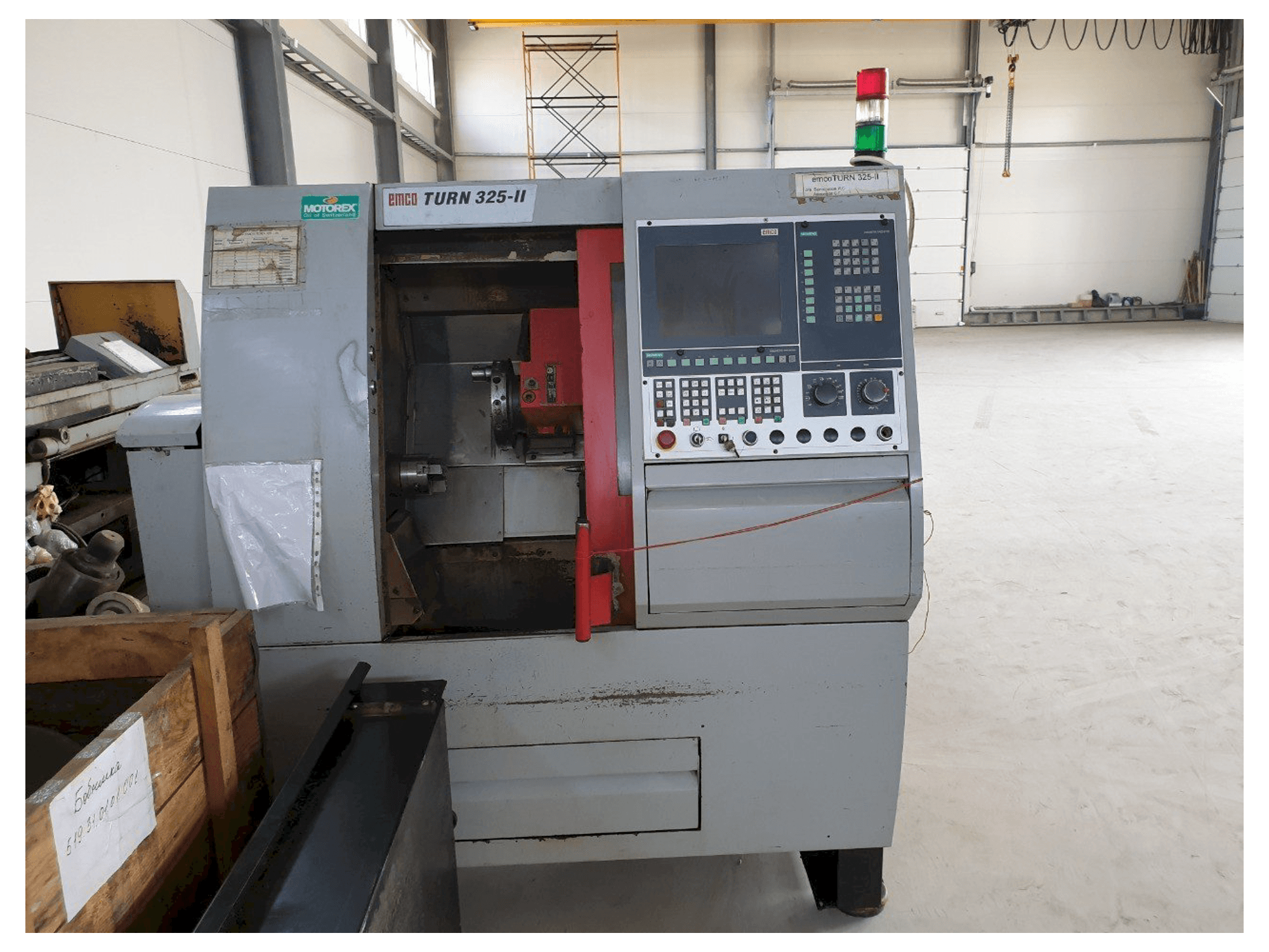 Makine EMCO Turn 325-II - Önden görünüm