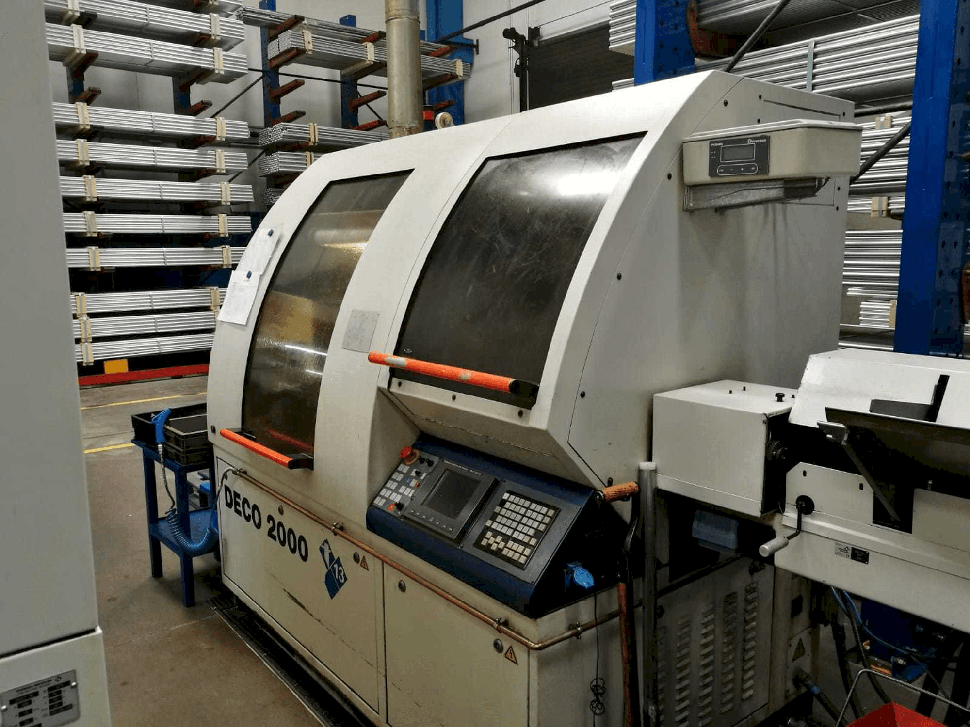 Makine Bechler DECO 2000/13 - Önden görünüm
