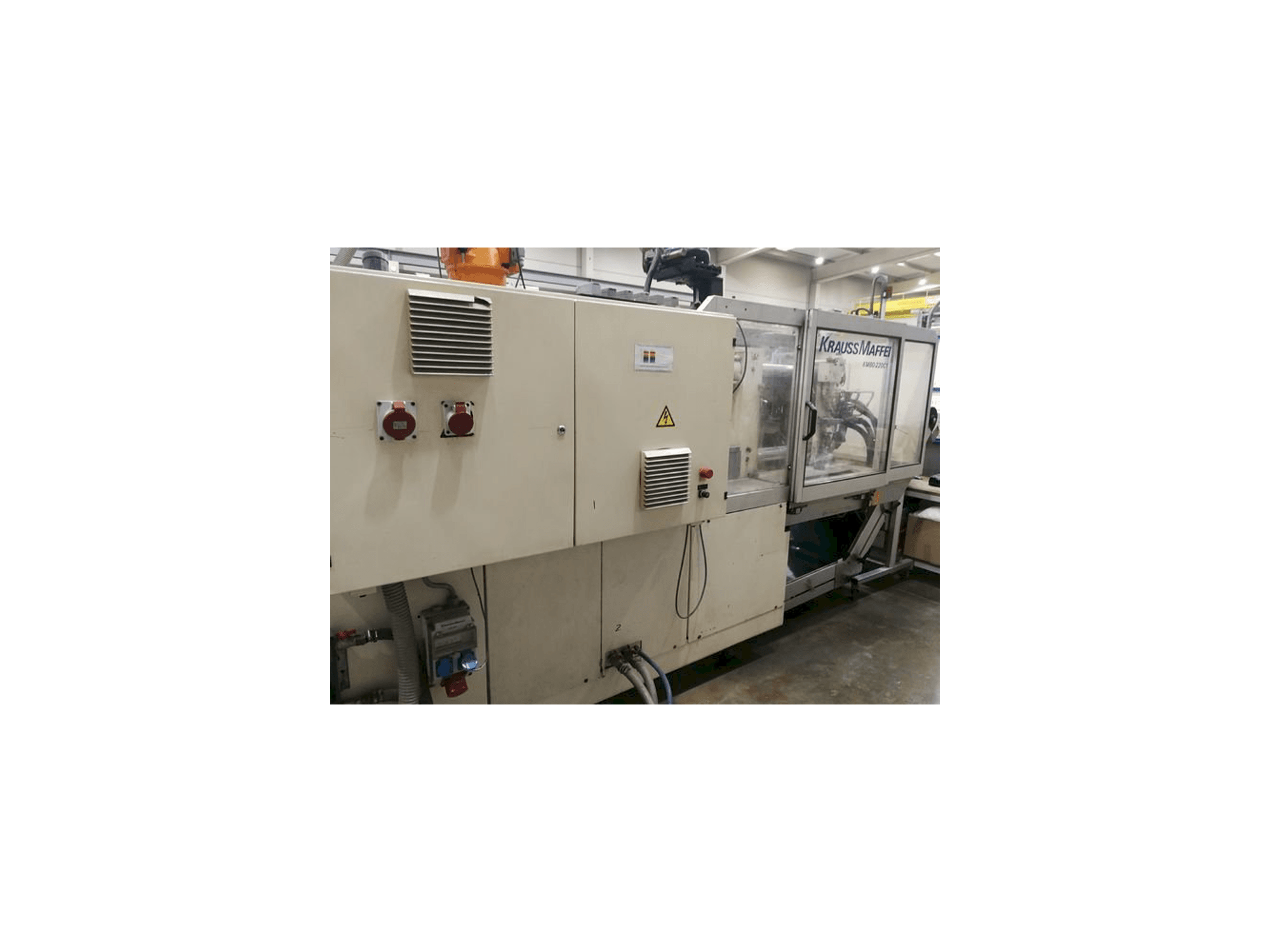 Makine Krauss Maffei 80/220 C1 - Önden görünüm