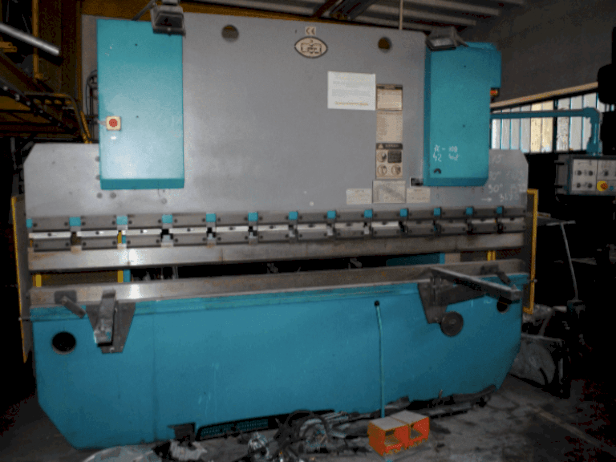 Makine PIT 63/30SB - Önden görünüm
