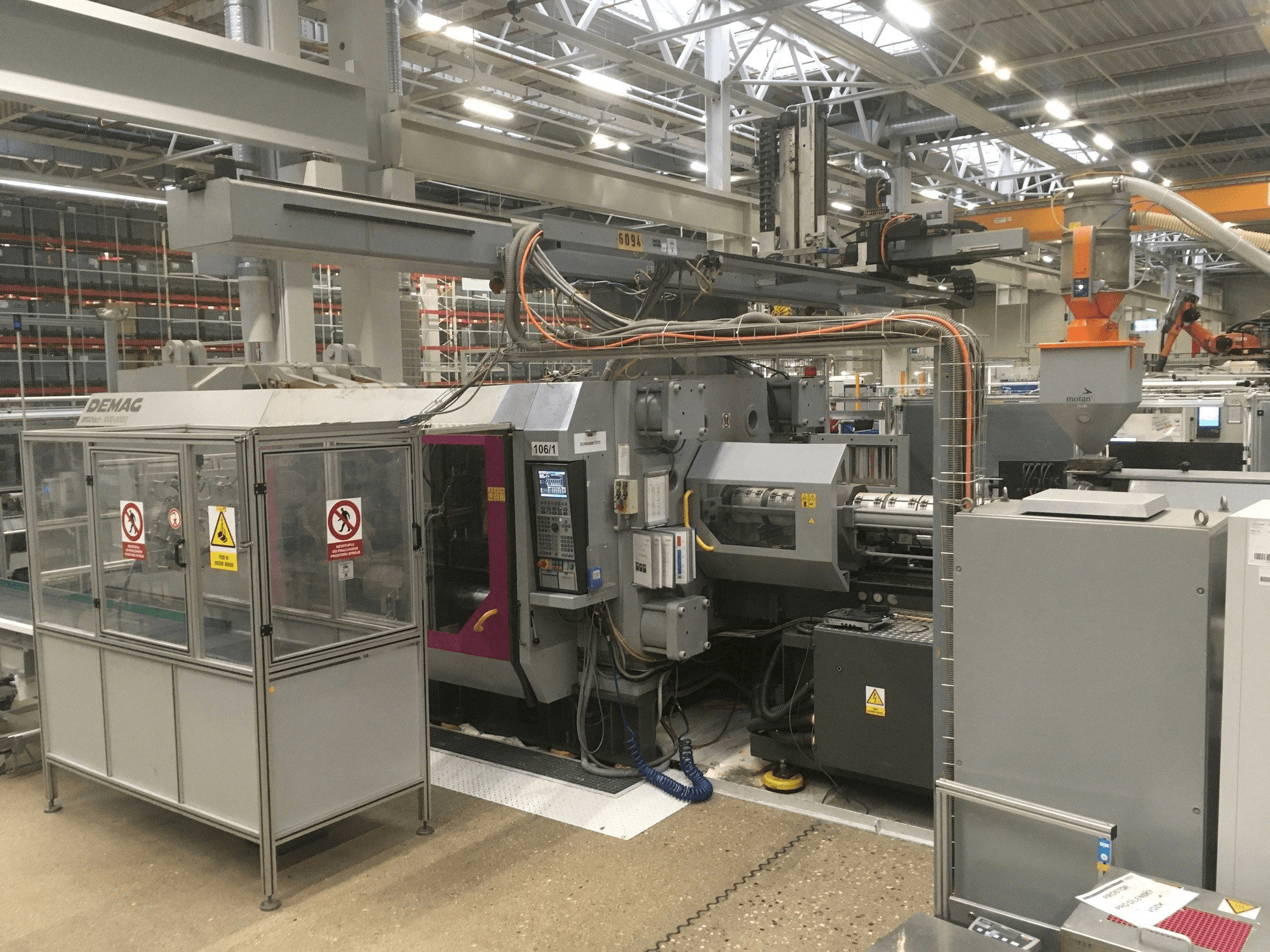 Makine DEMAG Ergotech 1000-8000 - Önden görünüm