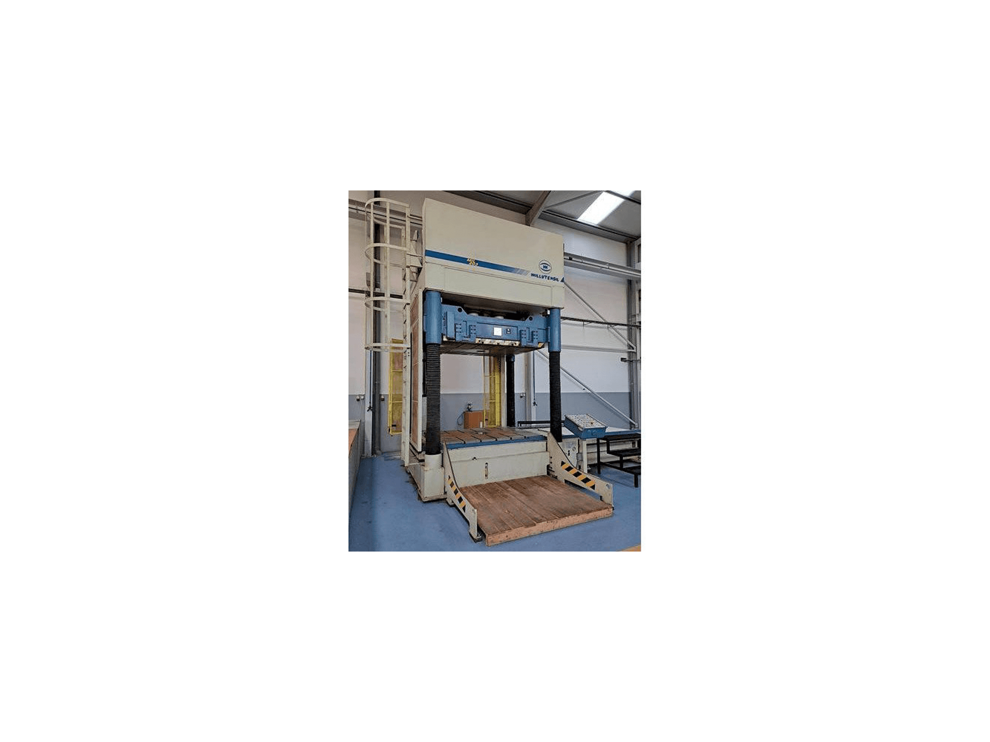 Makine MILLUTENSIL Mil 203 - Sol taraftaki görüntü