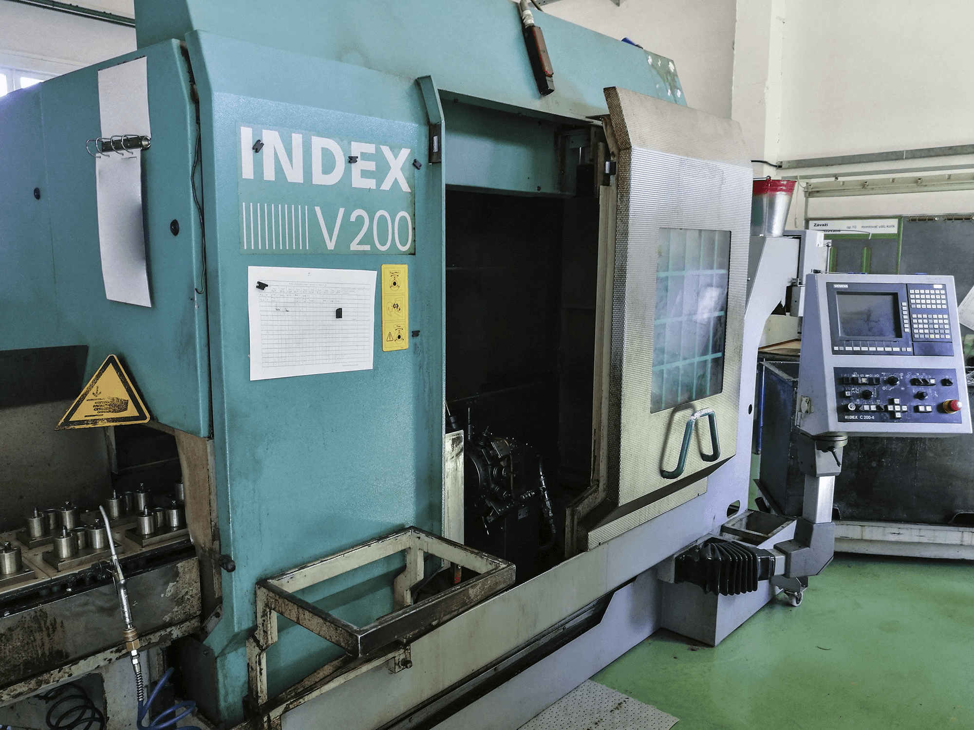 Makine Index - Sol görünüm V200