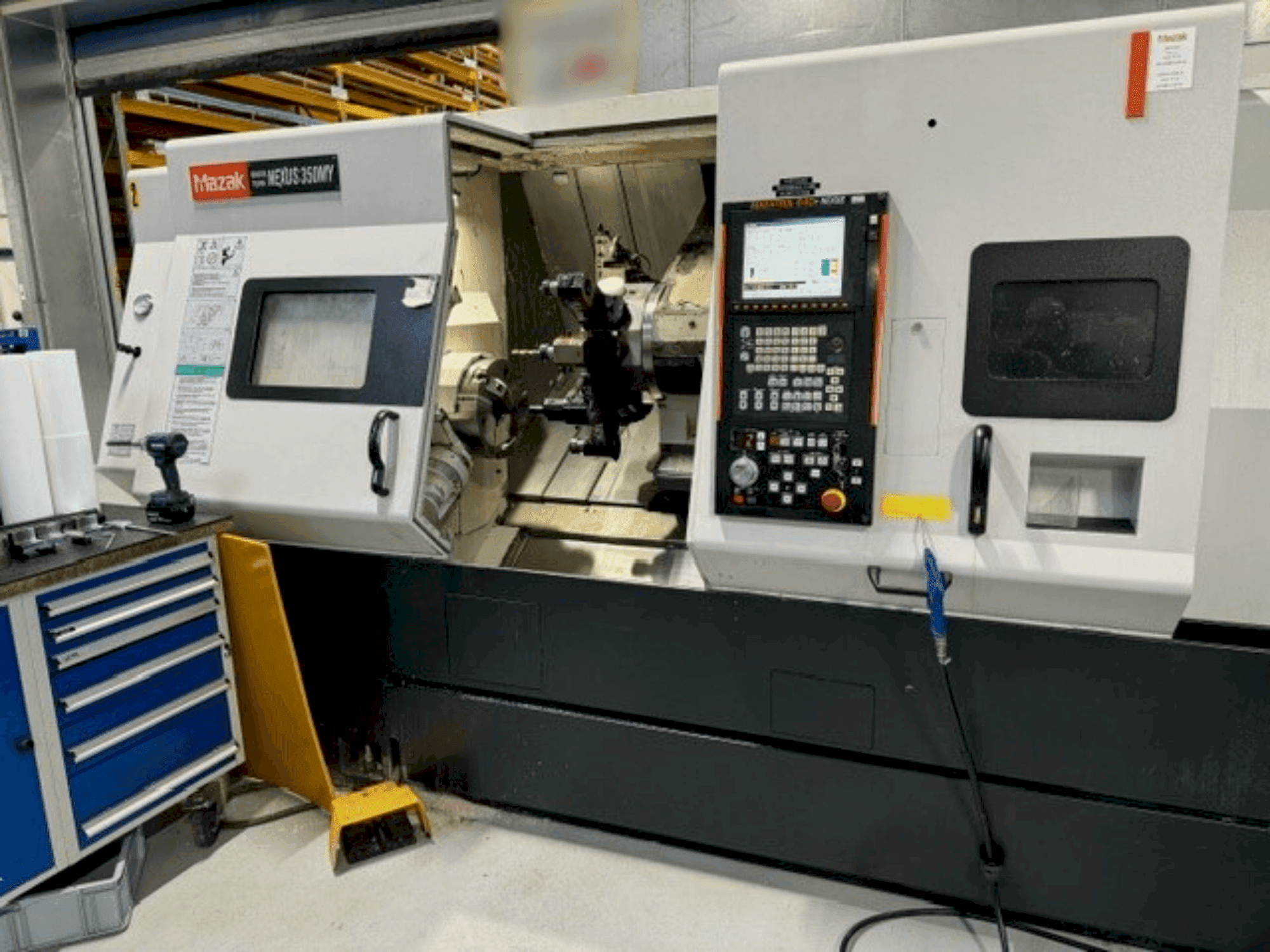 Makine Mazak QTN-350MY - Önden görünüm